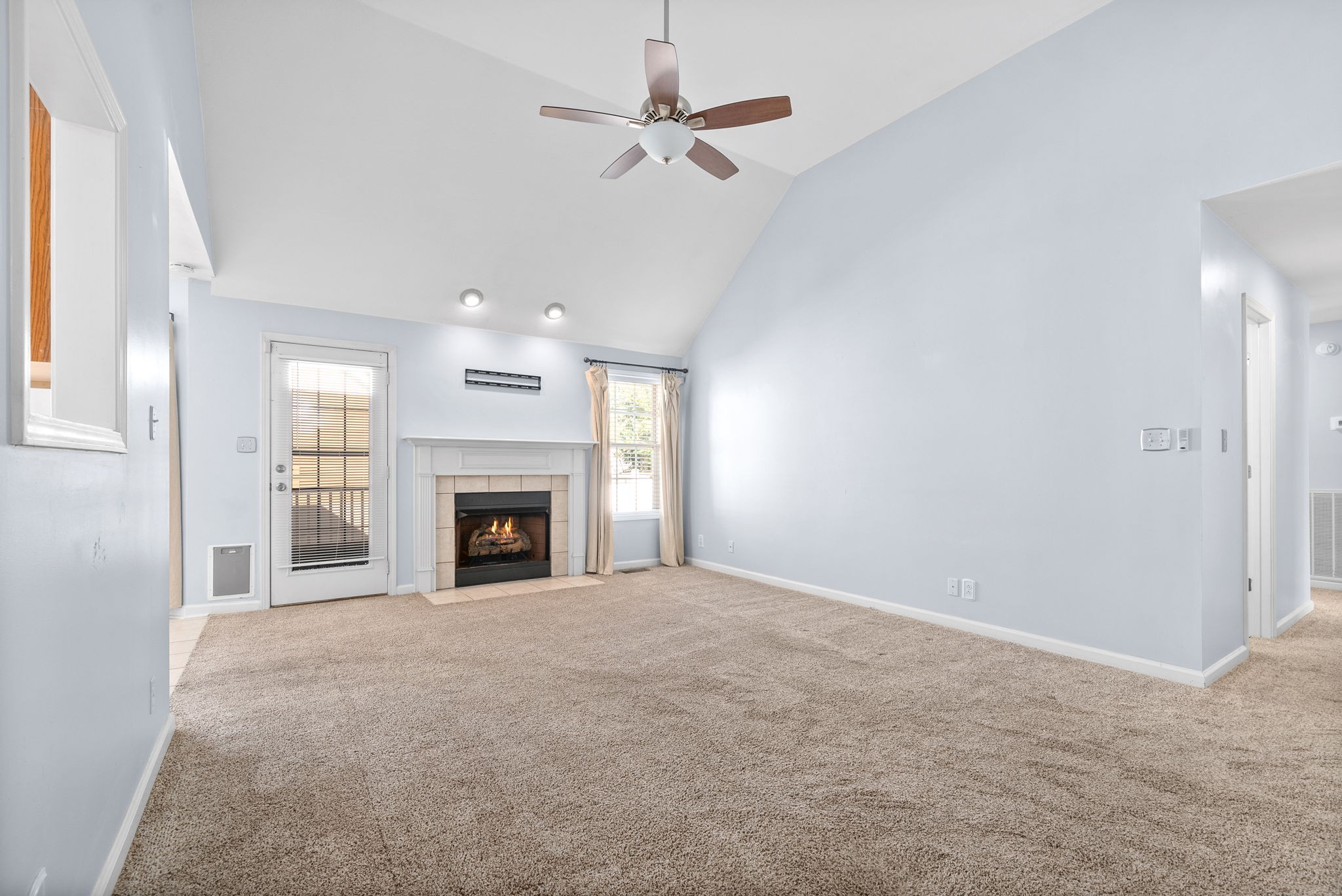 1544 Cedar Springs Cir