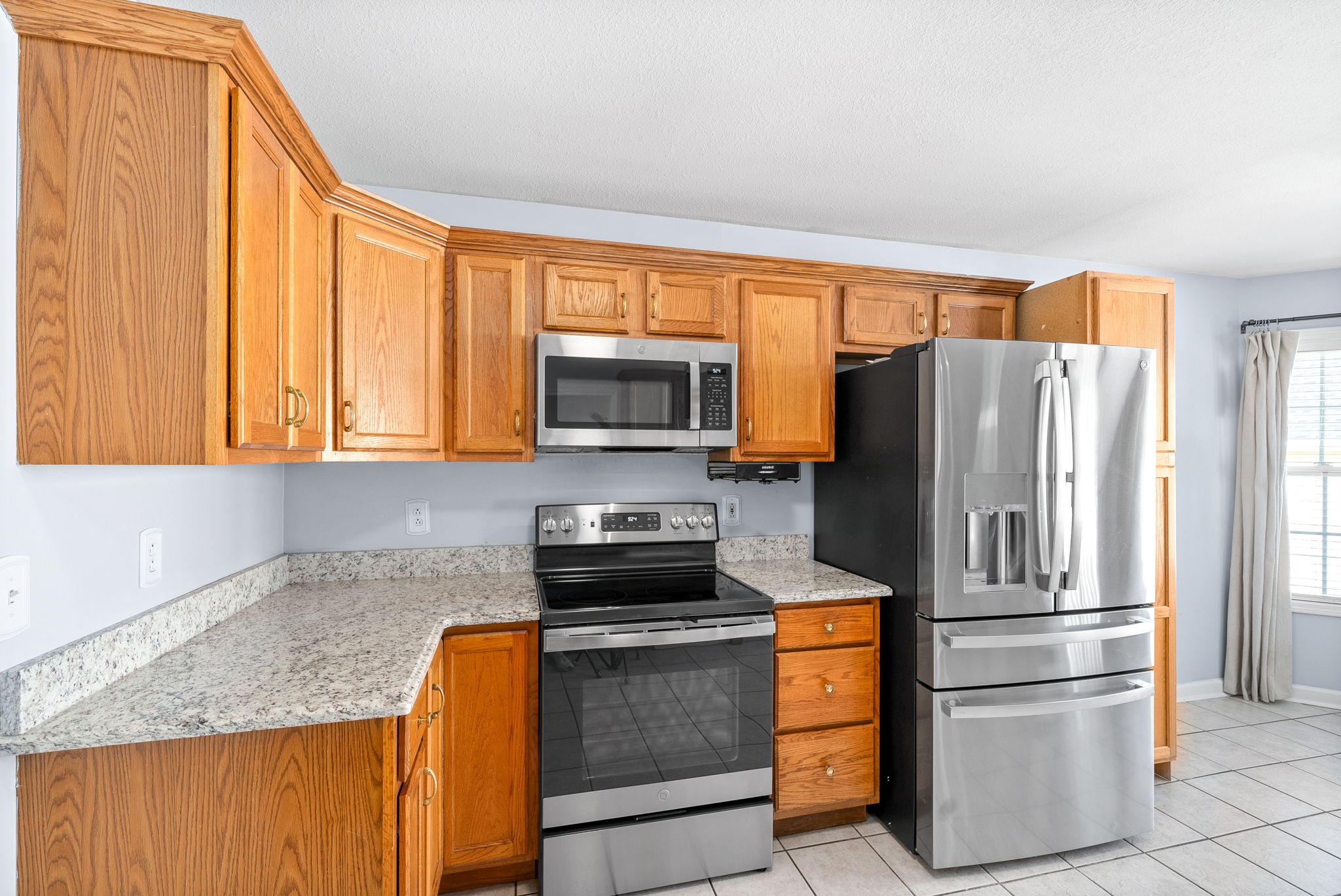 1544 Cedar Springs Cir