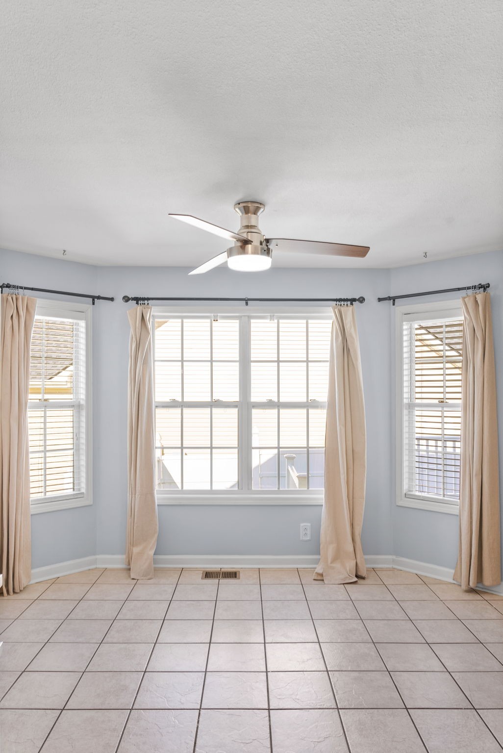 1544 Cedar Springs Cir