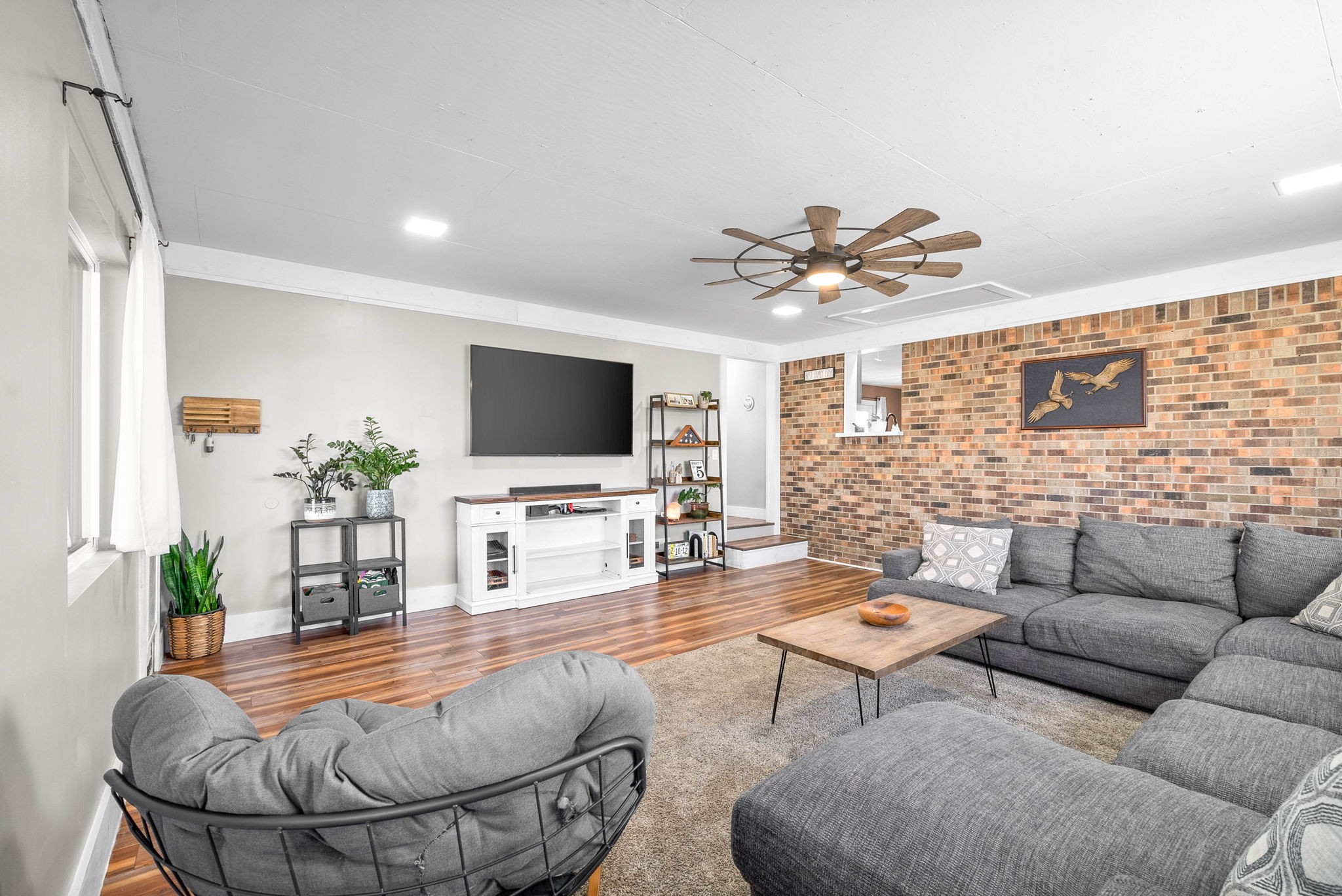 6006 Lafayette Rd