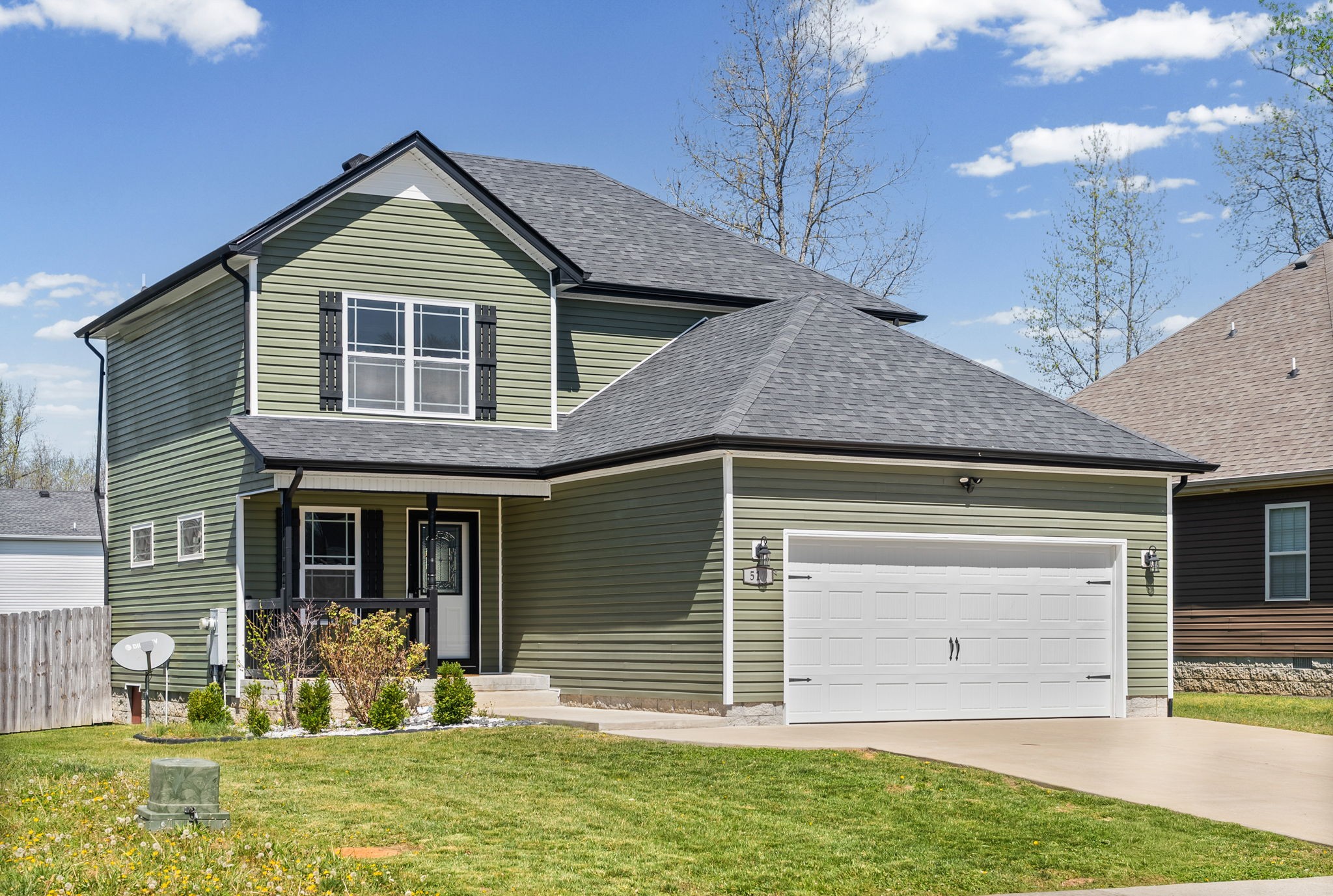 517 Sourwood Dr