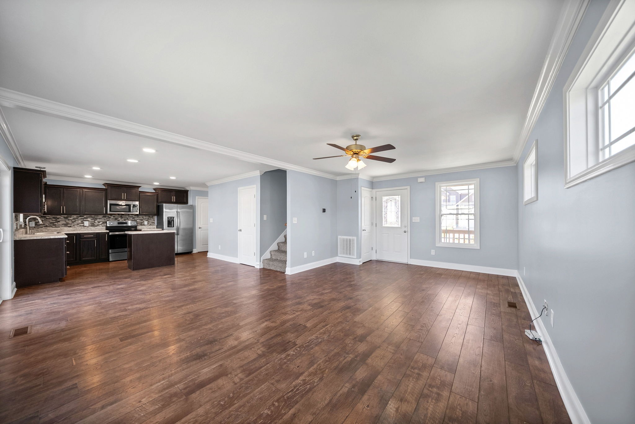 517 Sourwood Dr