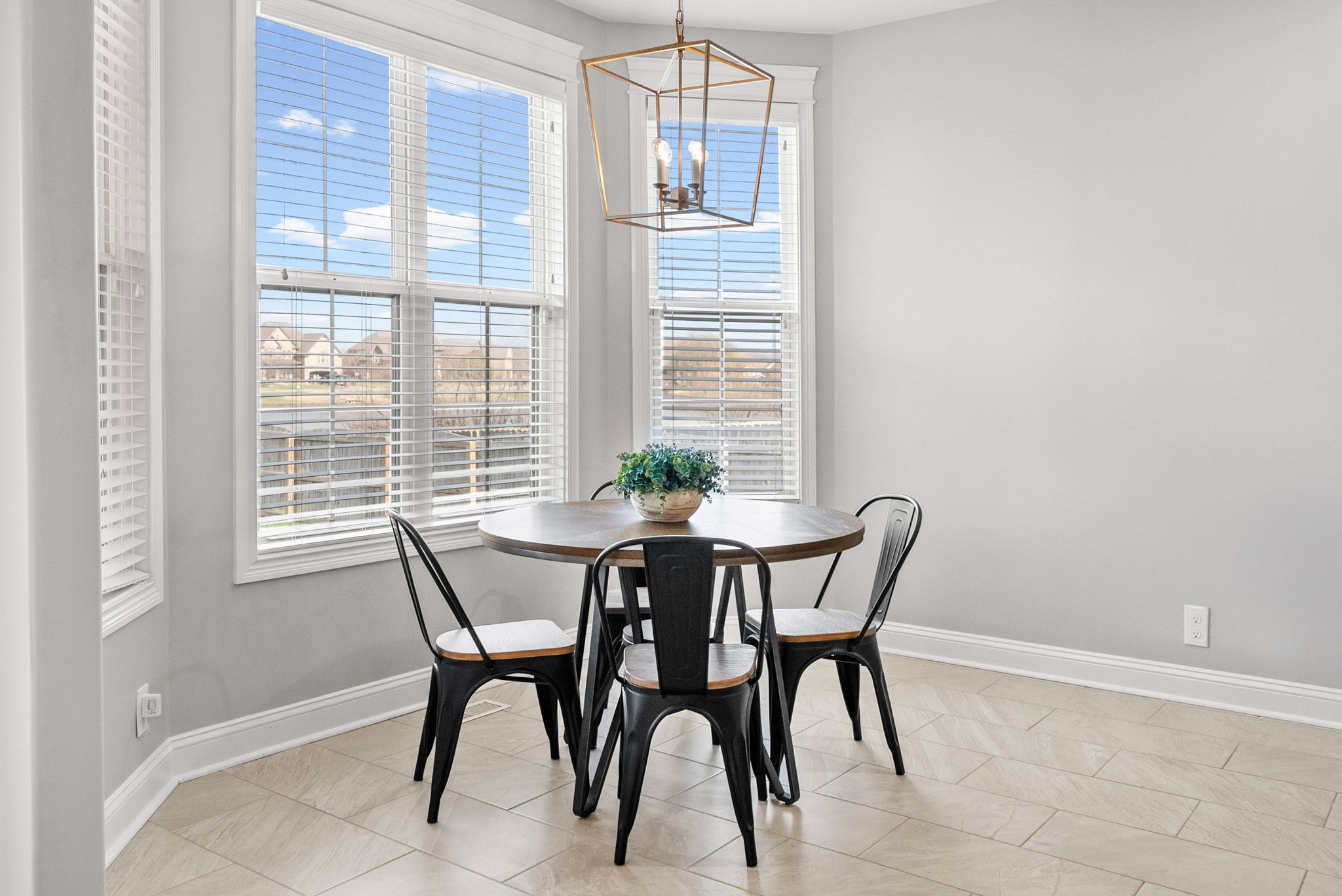 1517 Green Grove Way