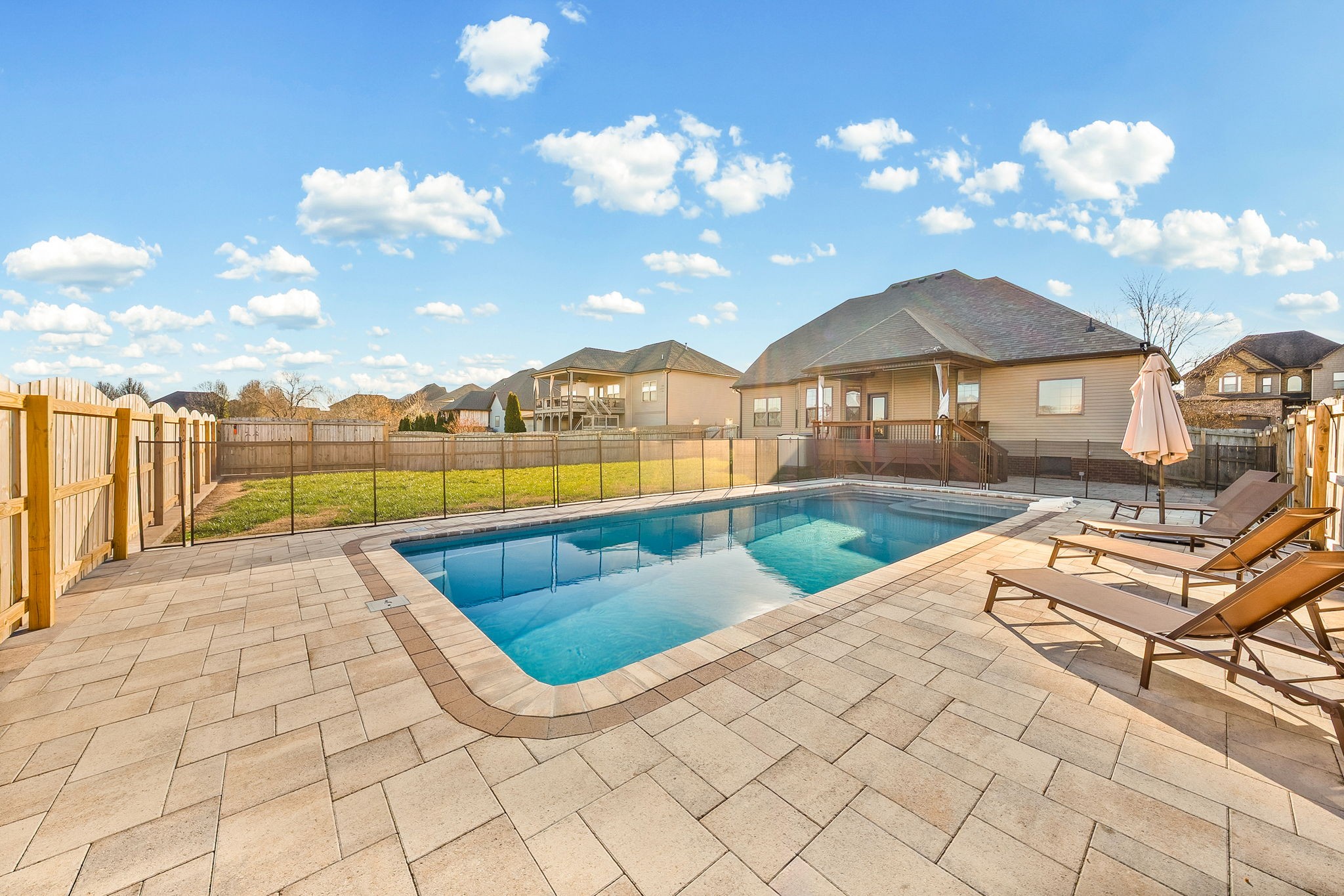 1517 Green Grove Way