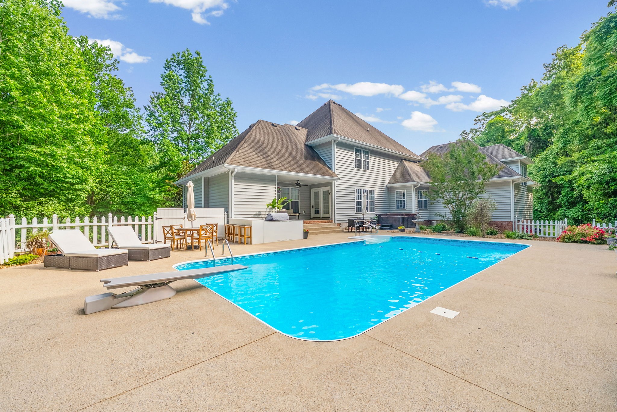 1509 Rembrandt Dr