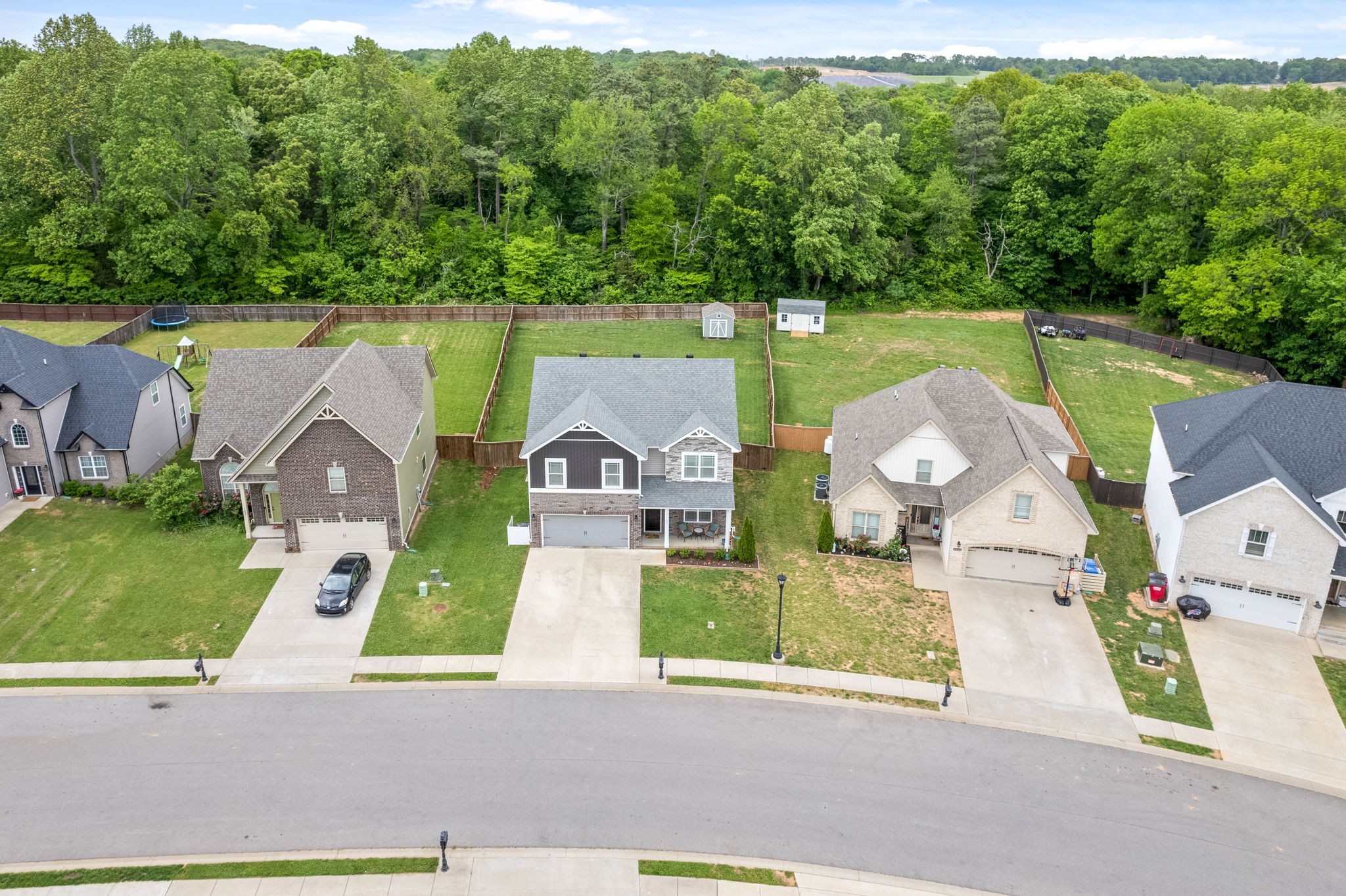 1607 Ellie Piper Cir