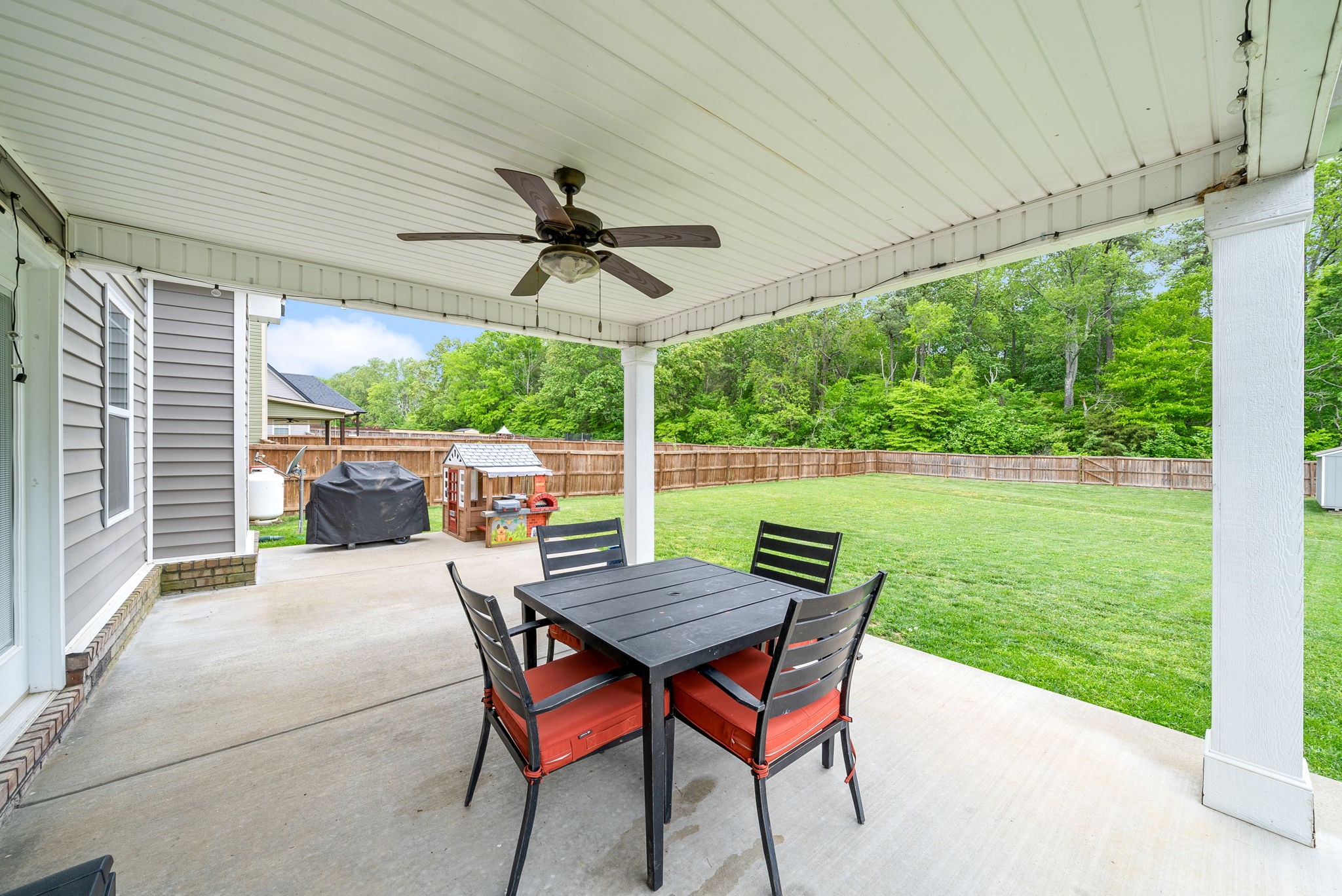 1607 Ellie Piper Cir