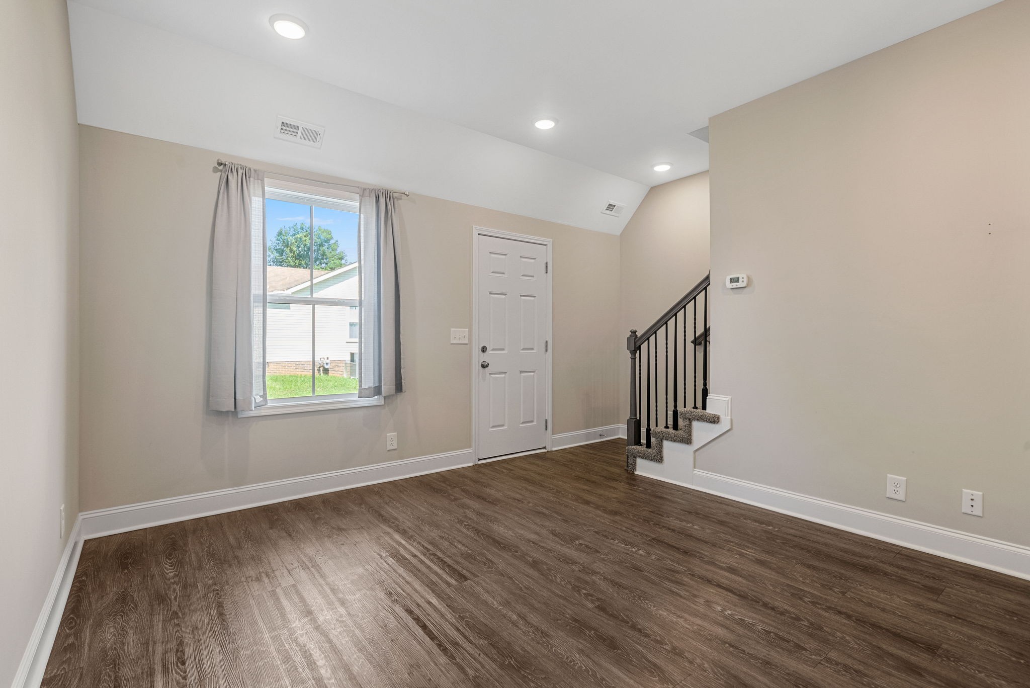 224 Drayton Dr Unit: F