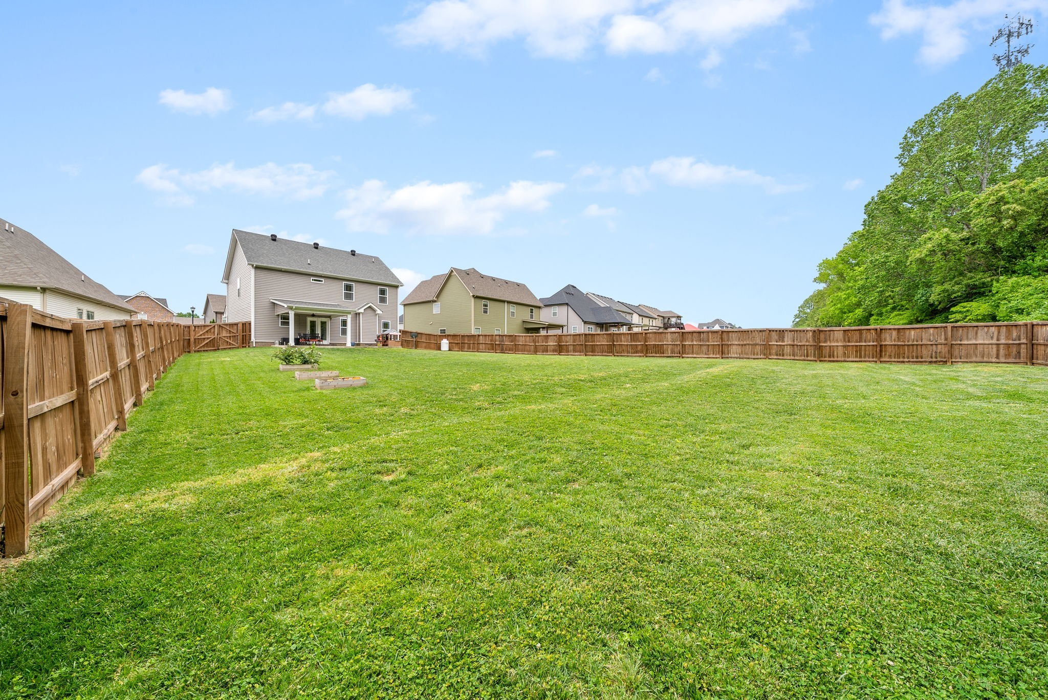 1607 Ellie Piper Cir