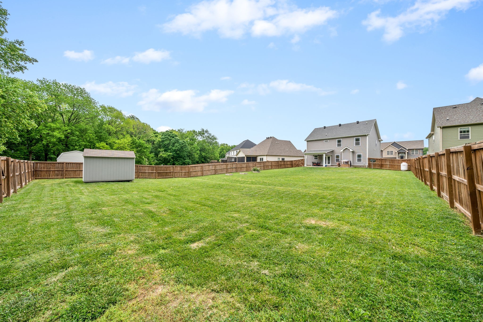 1607 Ellie Piper Cir