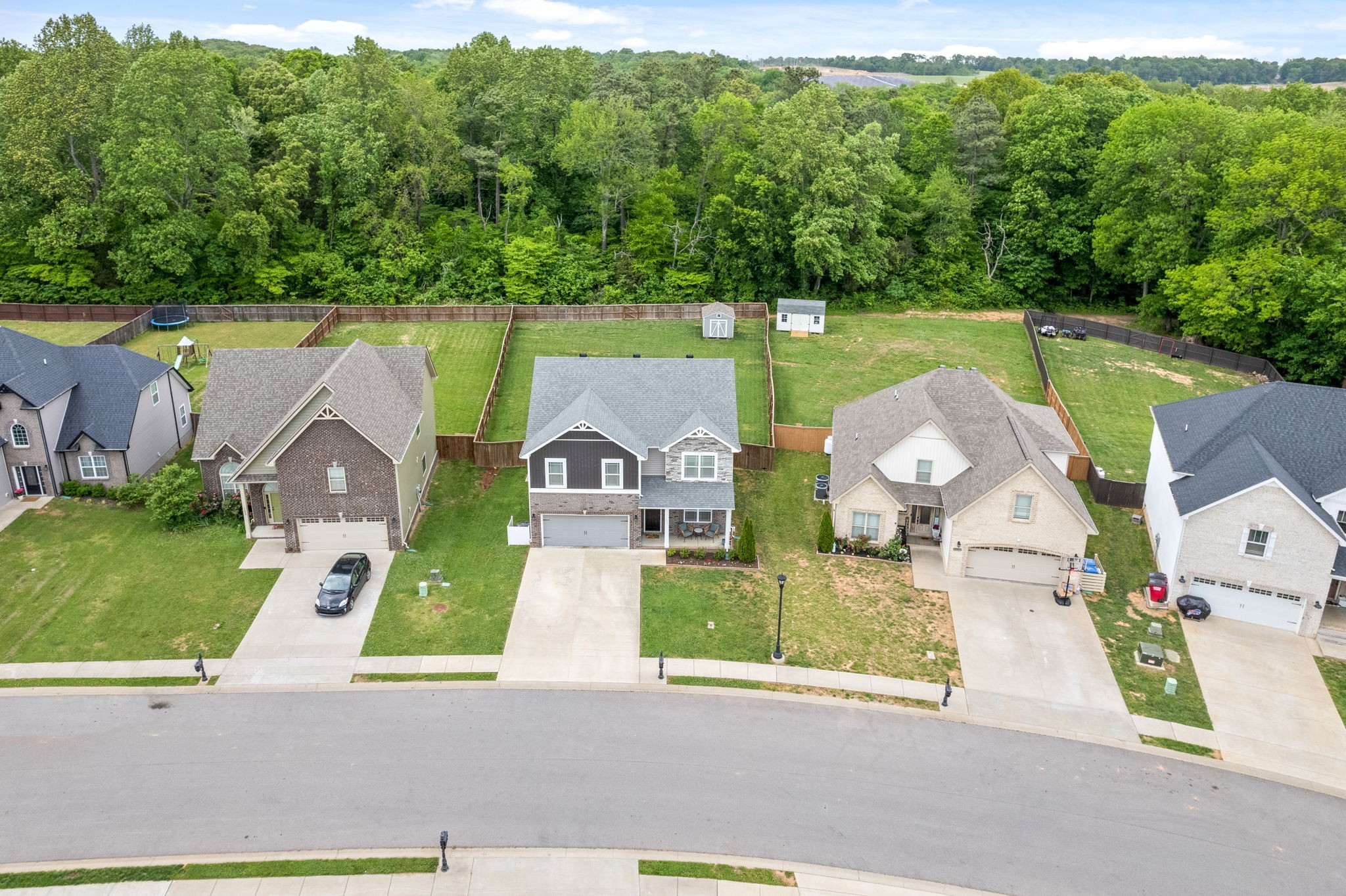 1607 Ellie Piper Cir