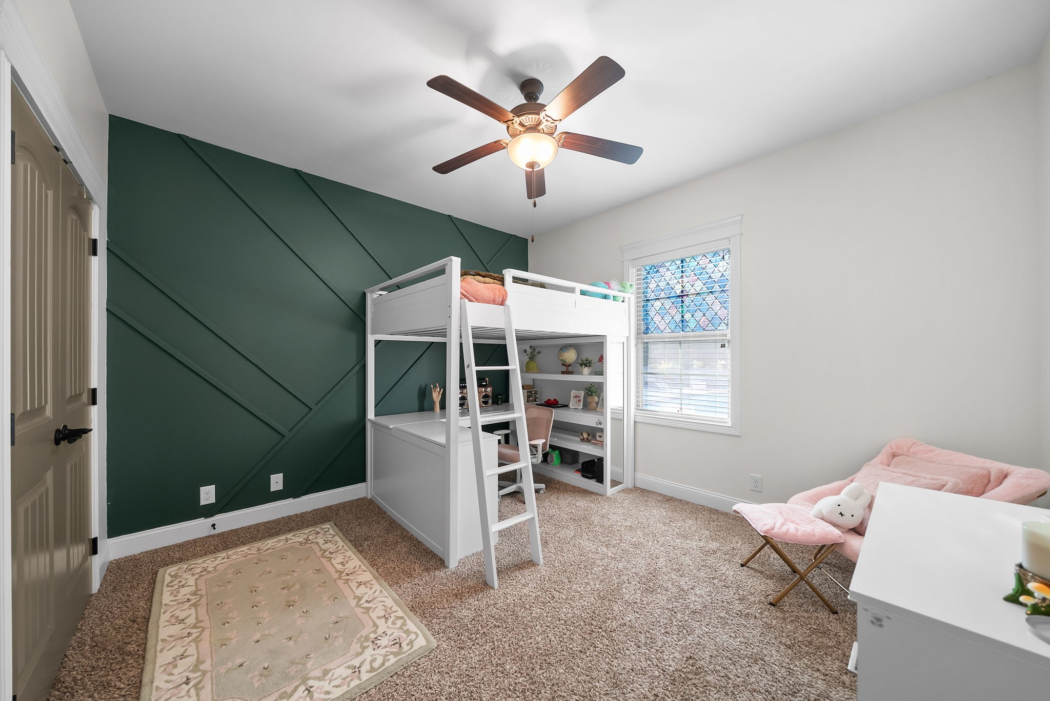251 Harrowgate Dr