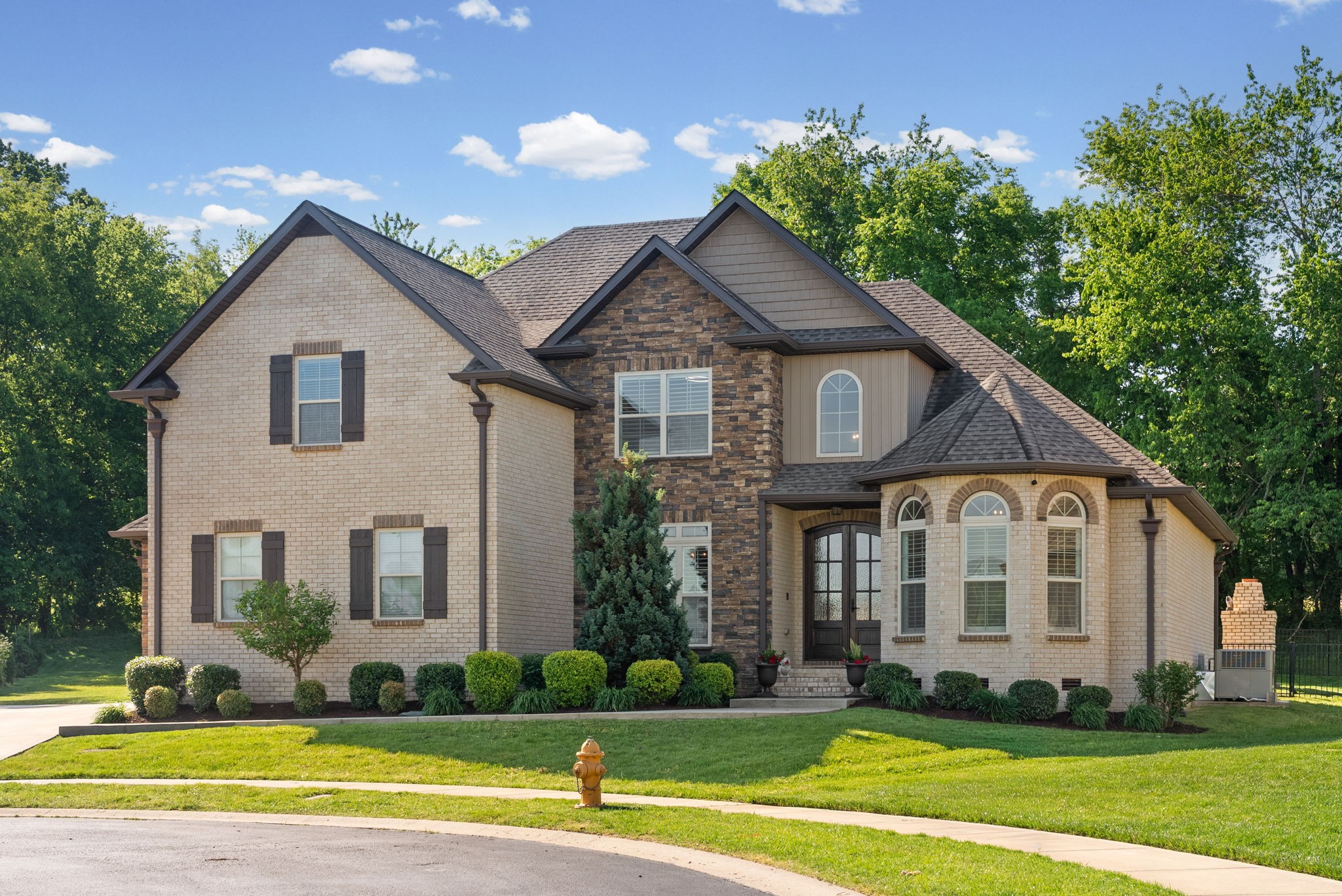 251 Harrowgate Dr