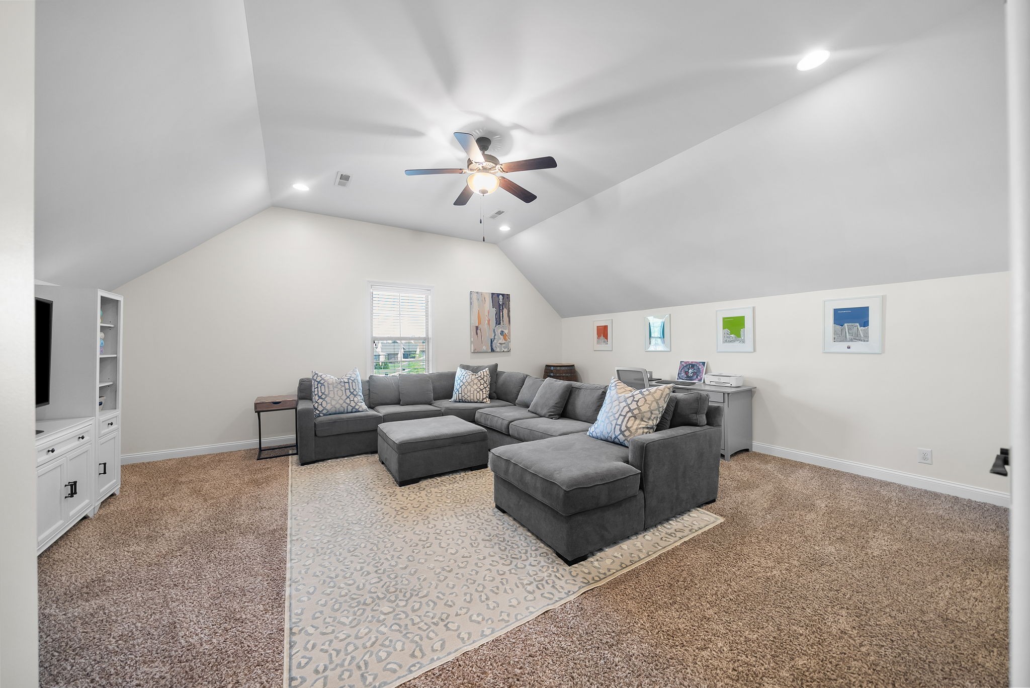 251 Harrowgate Dr