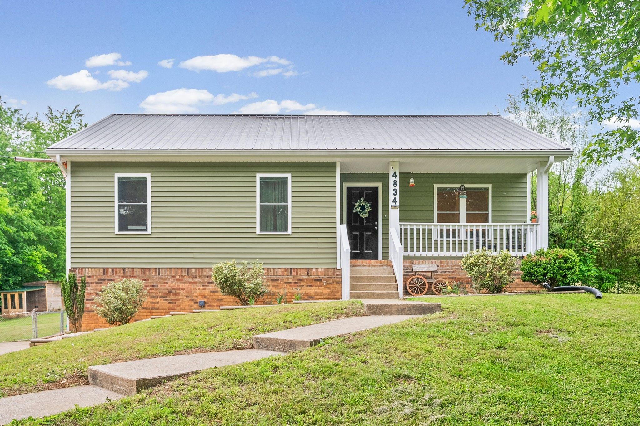 4834 Woodrow Rd
