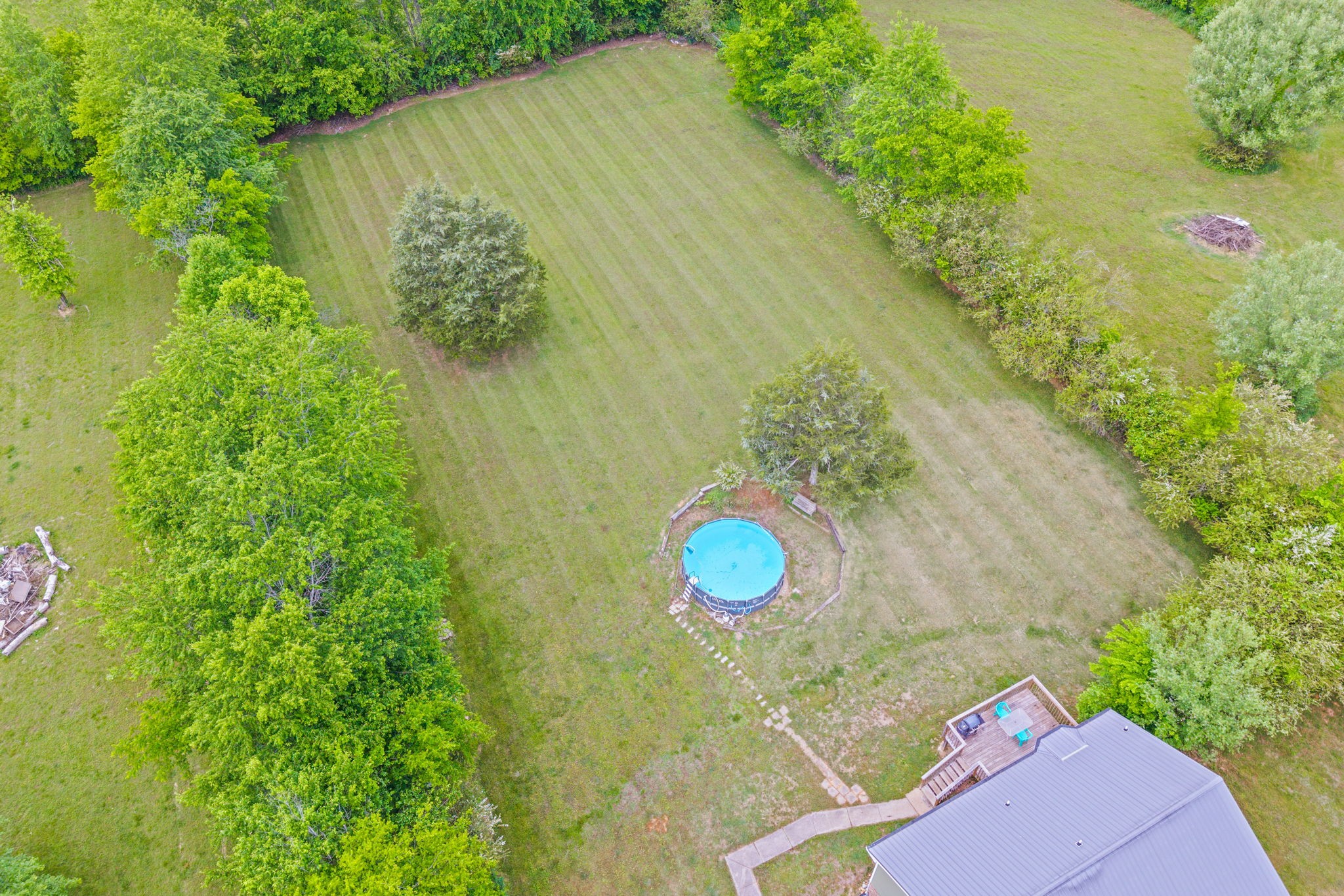 4834 Woodrow Rd
