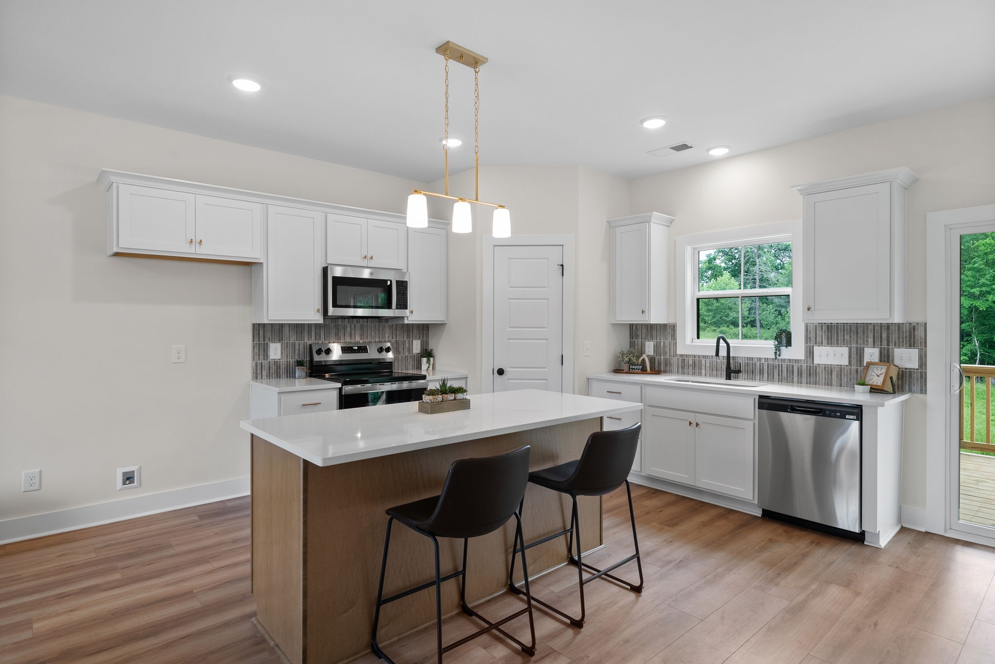 201 Dewberry Ct
