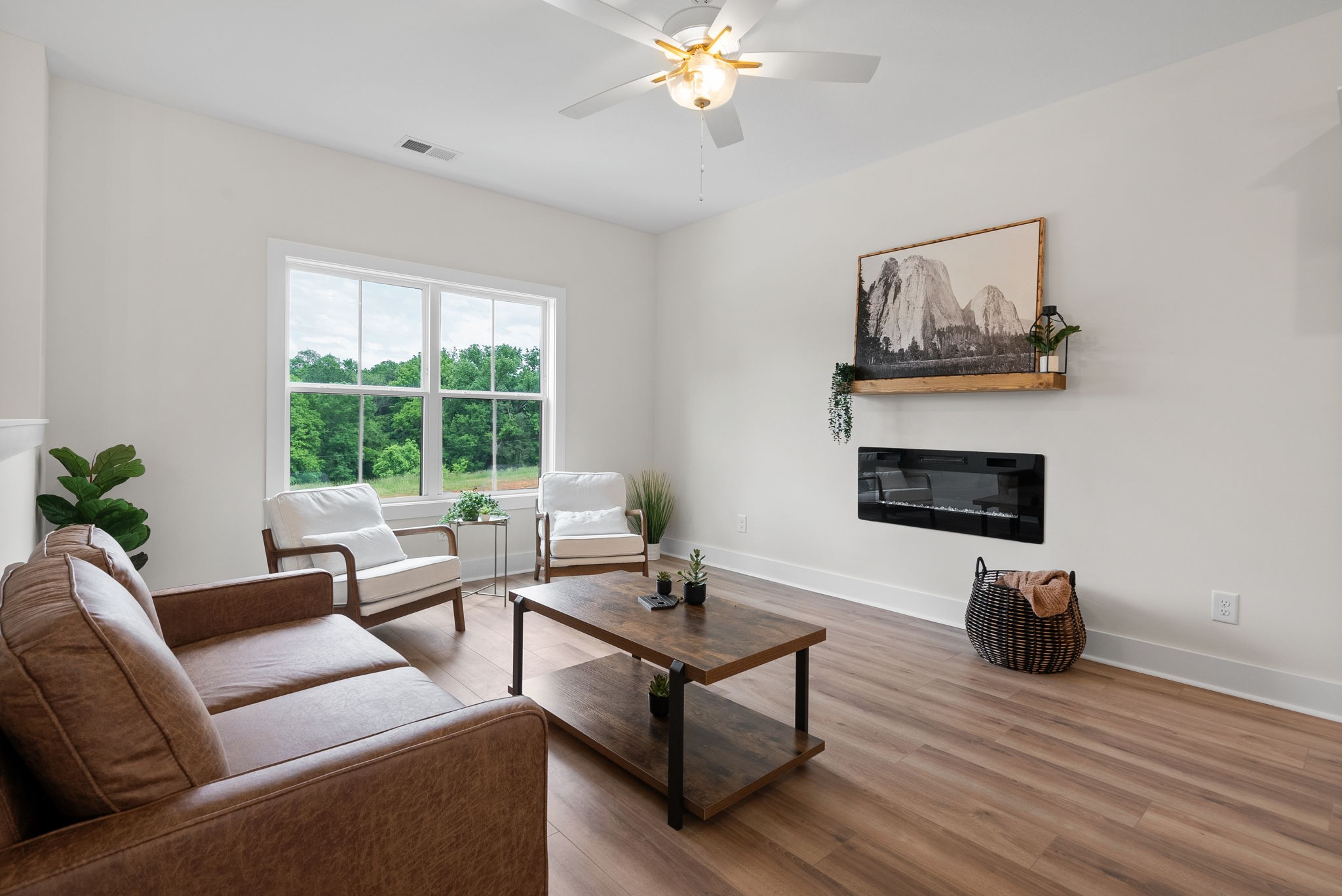 201 Dewberry Ct