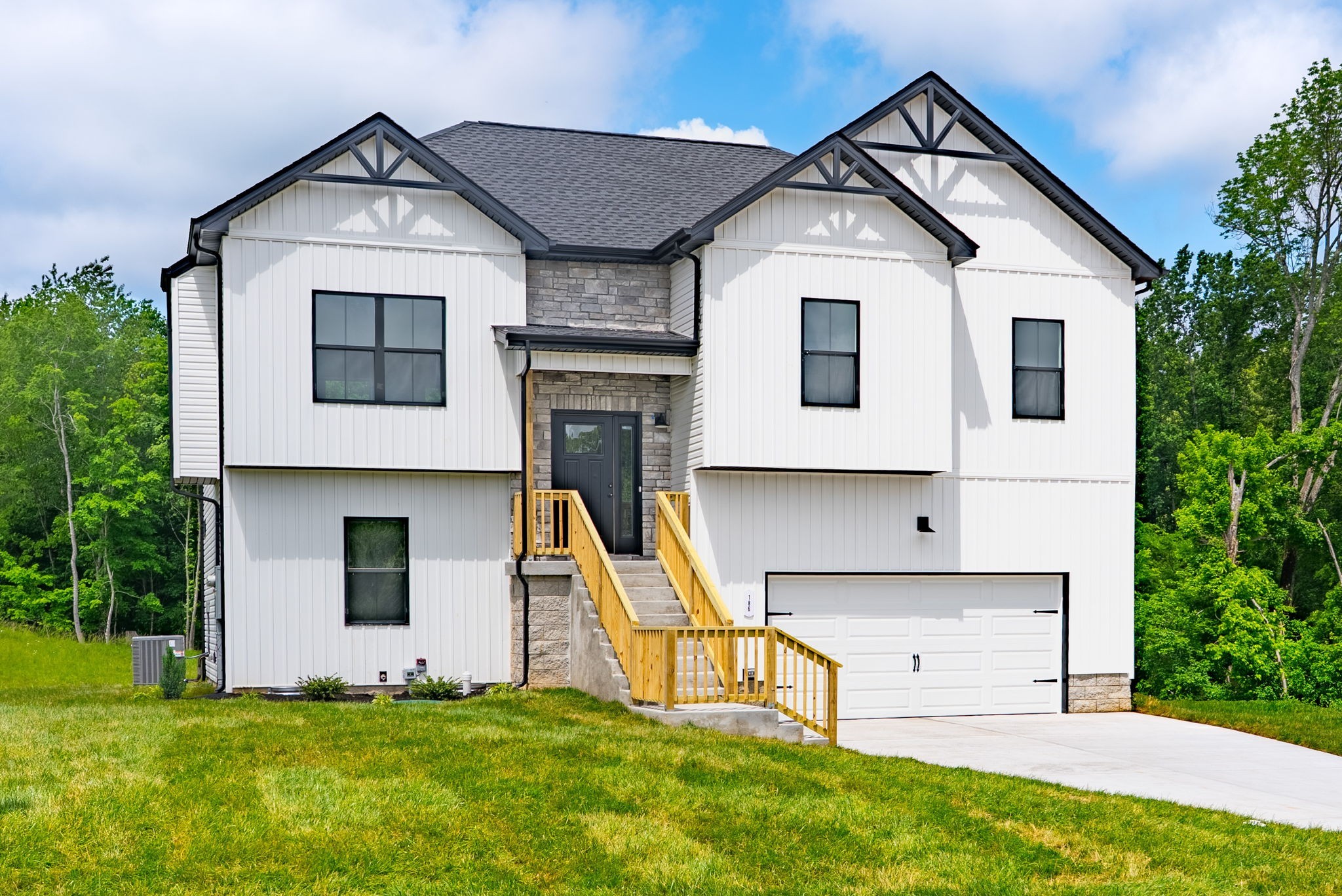 193 Dewberry Ct