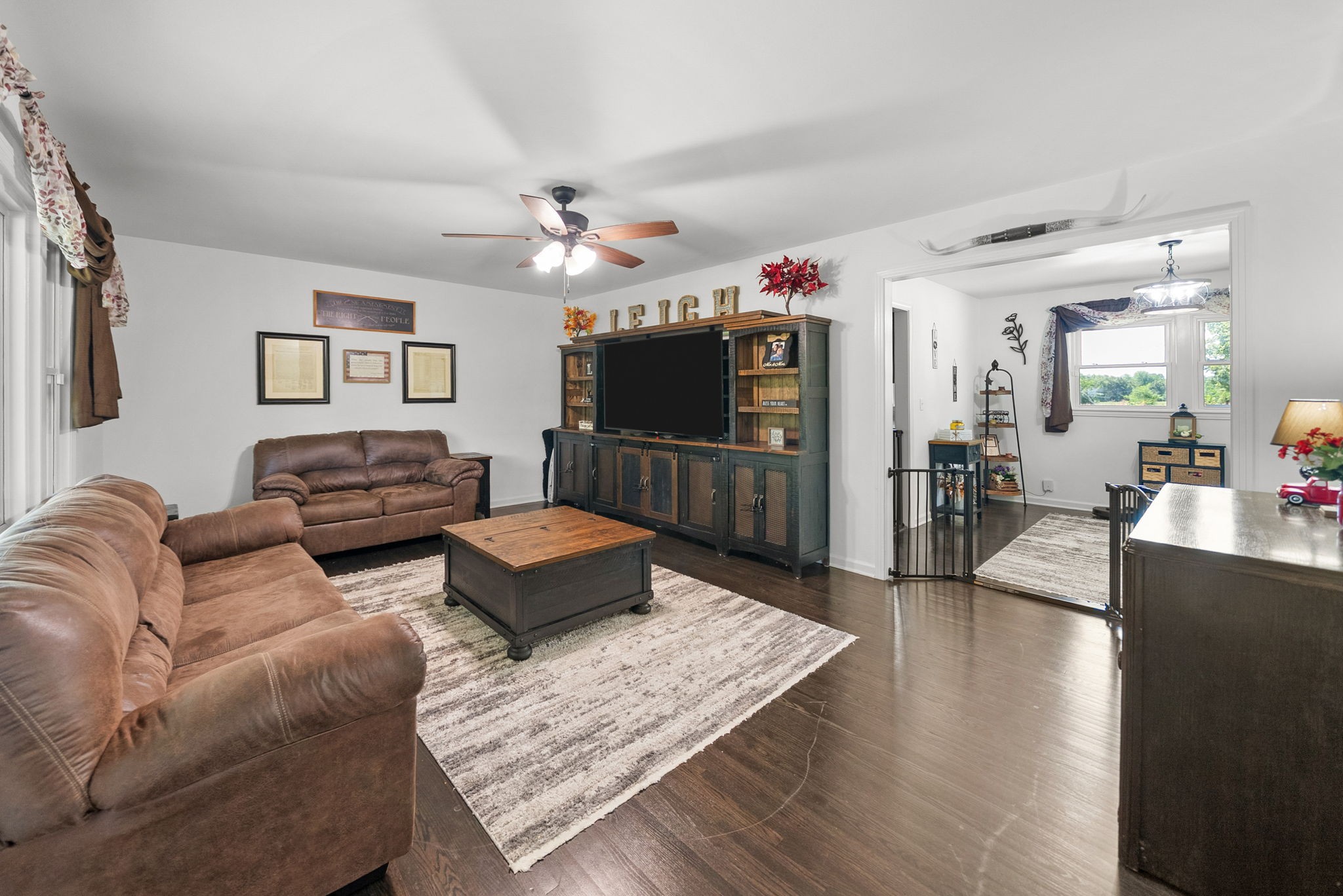 3824 Oakwood Rd