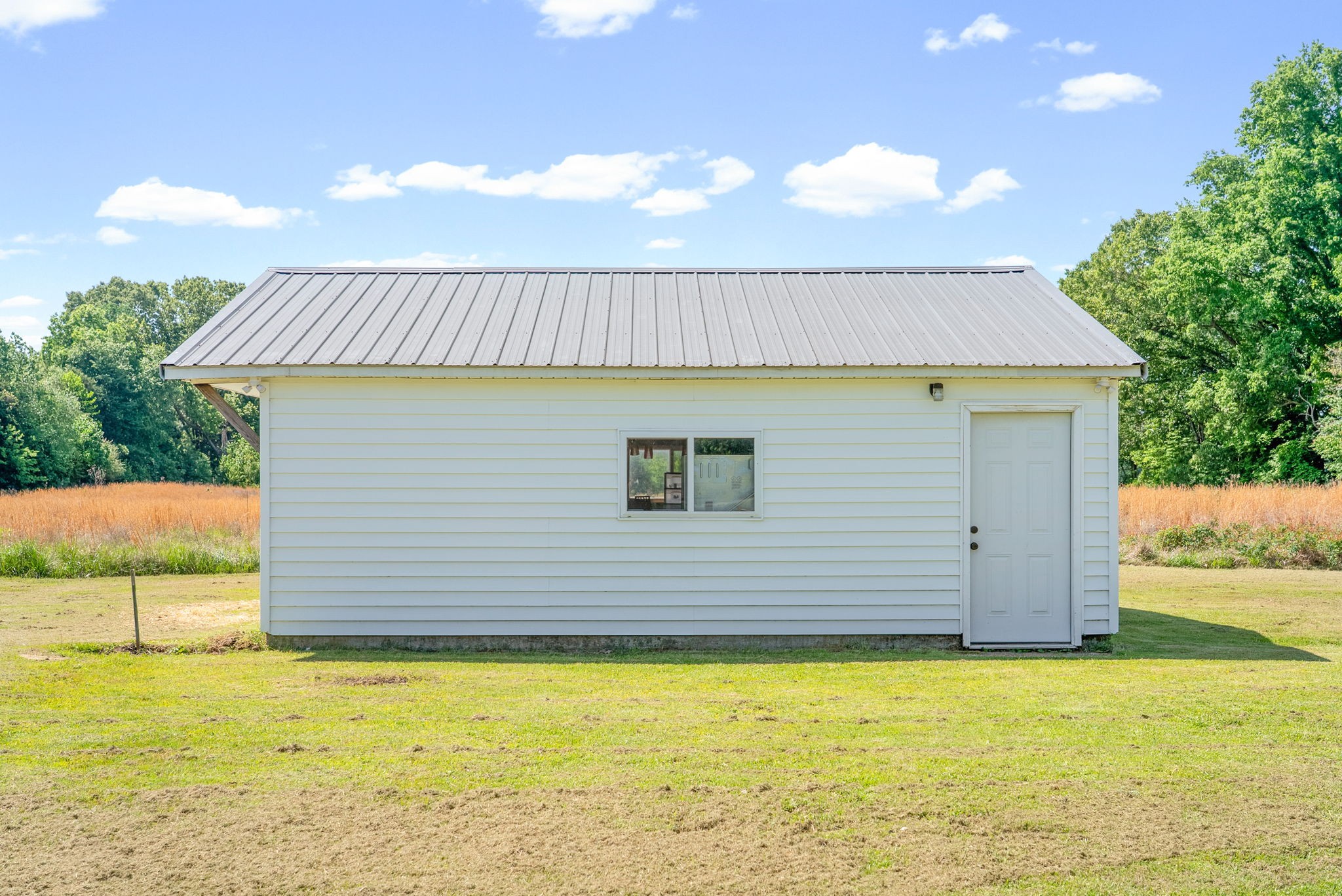 3824 Oakwood Rd
