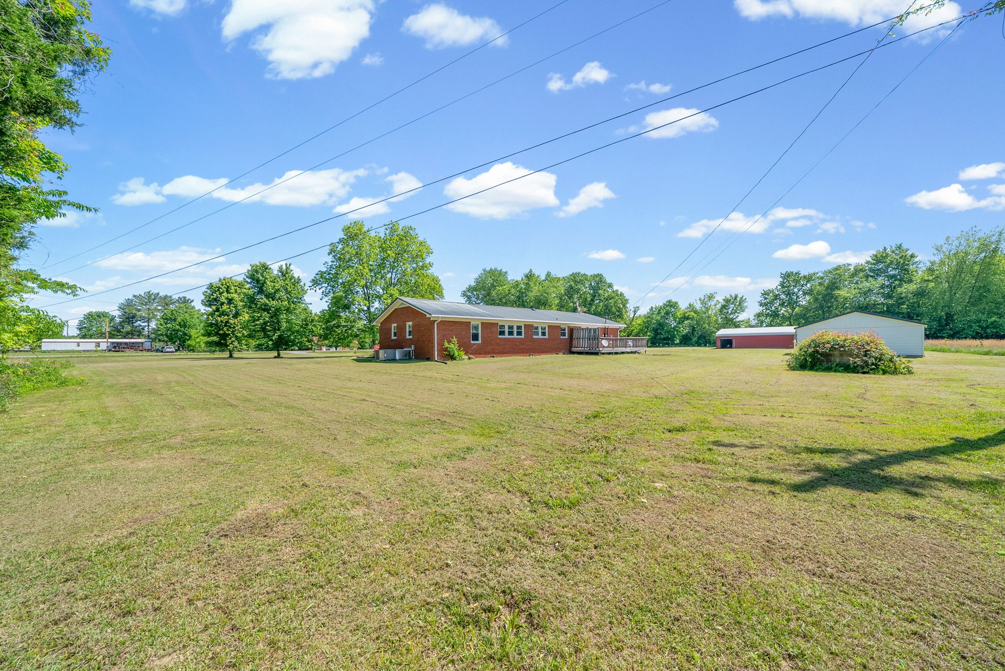 3824 Oakwood Rd