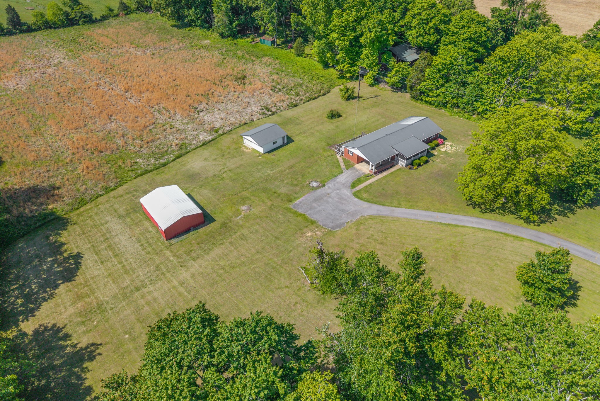 3824 Oakwood Rd