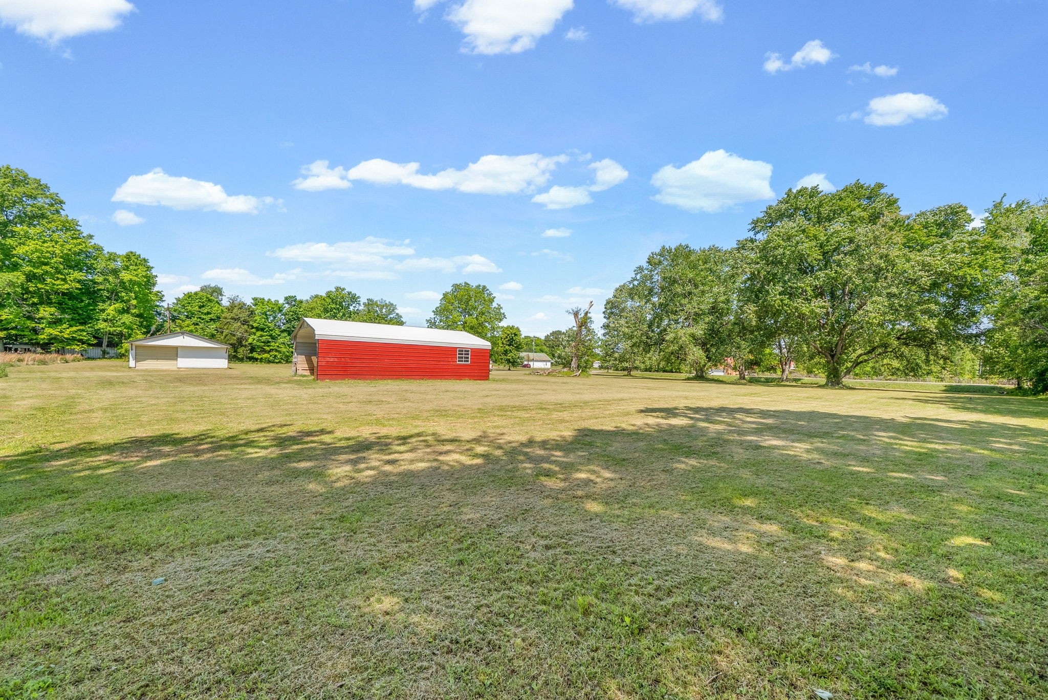 3824 Oakwood Rd