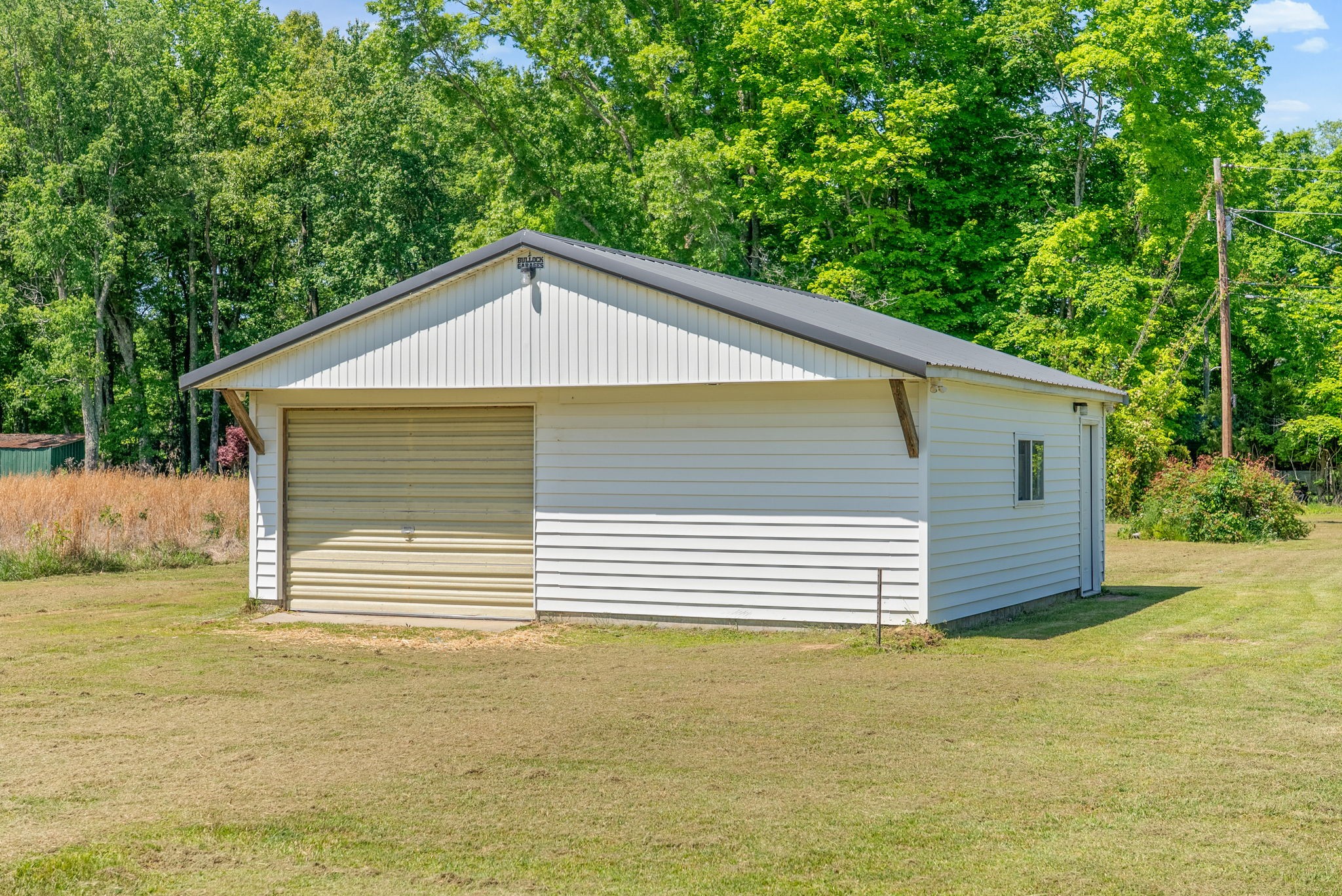 3824 Oakwood Rd