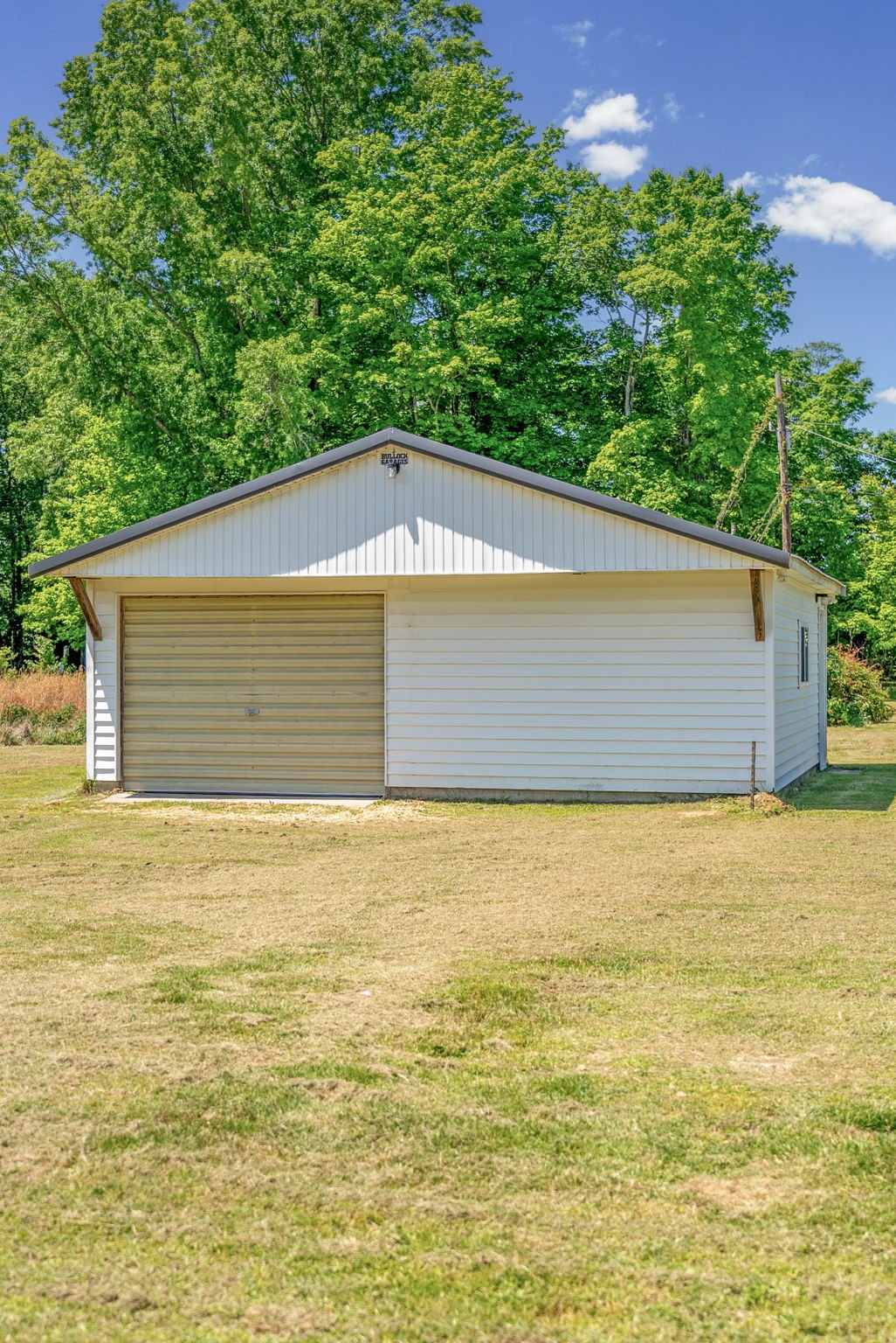 3824 Oakwood Rd