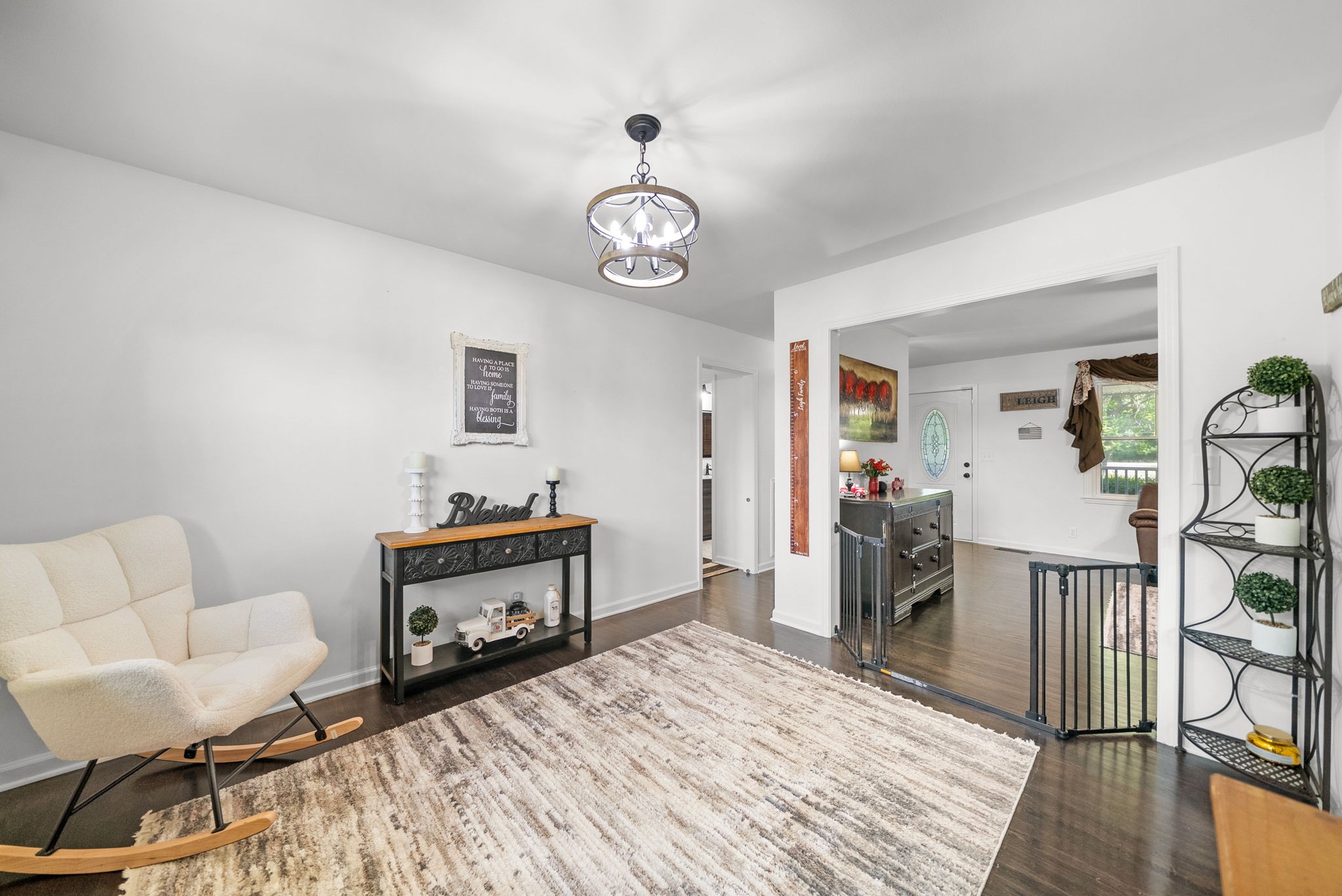 3824 Oakwood Rd