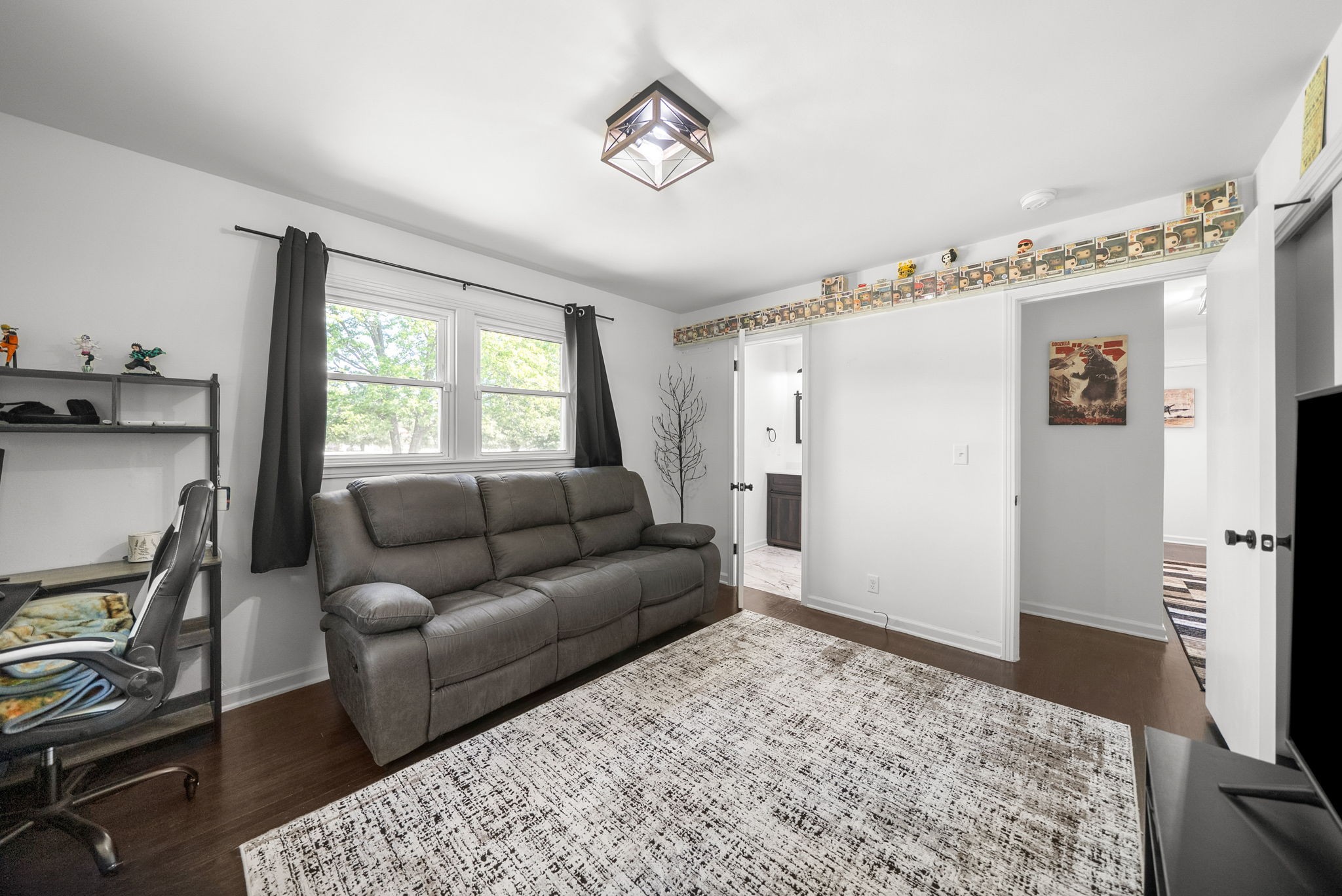 3824 Oakwood Rd