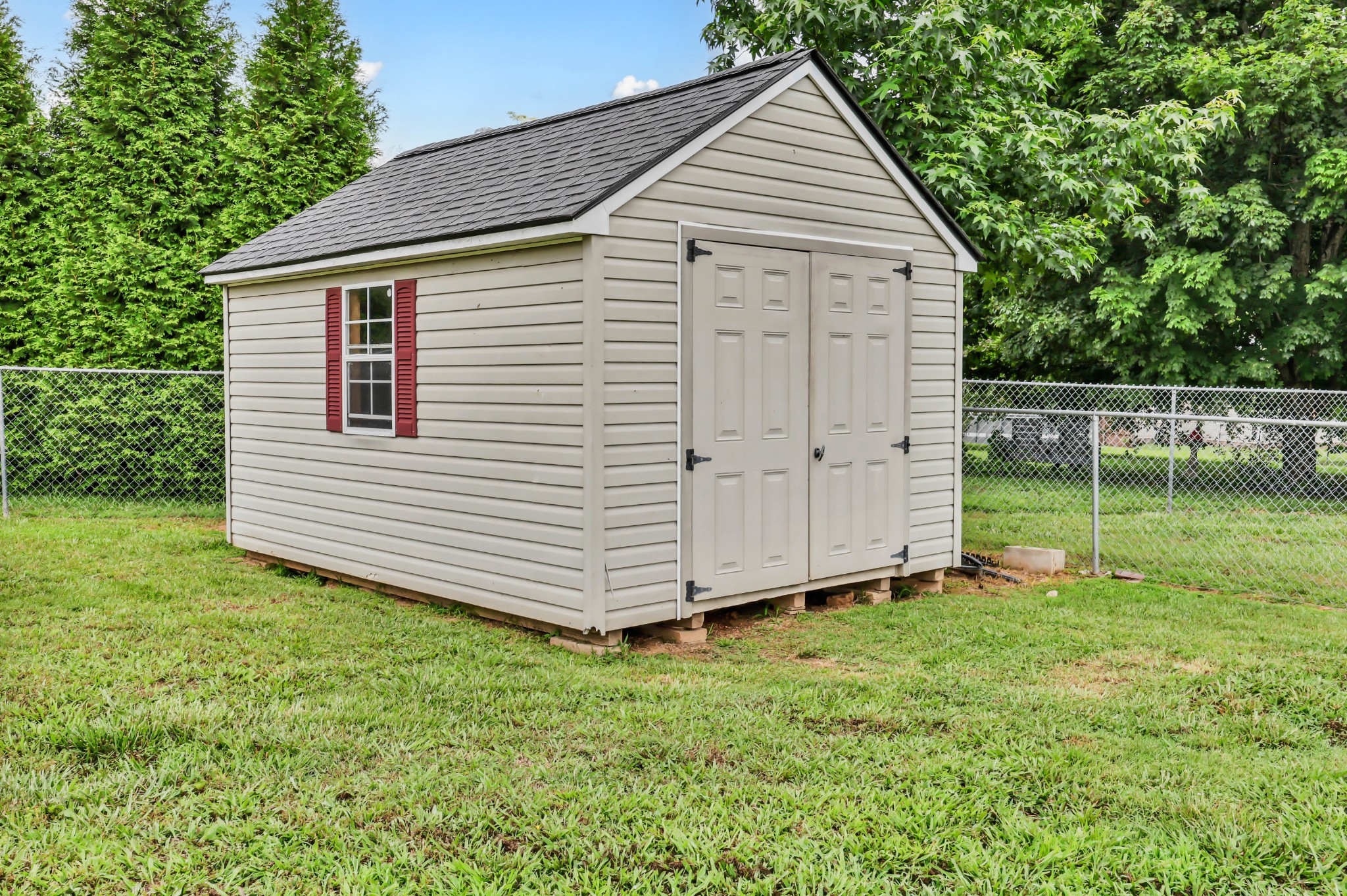 1436 RUSTYS LANE