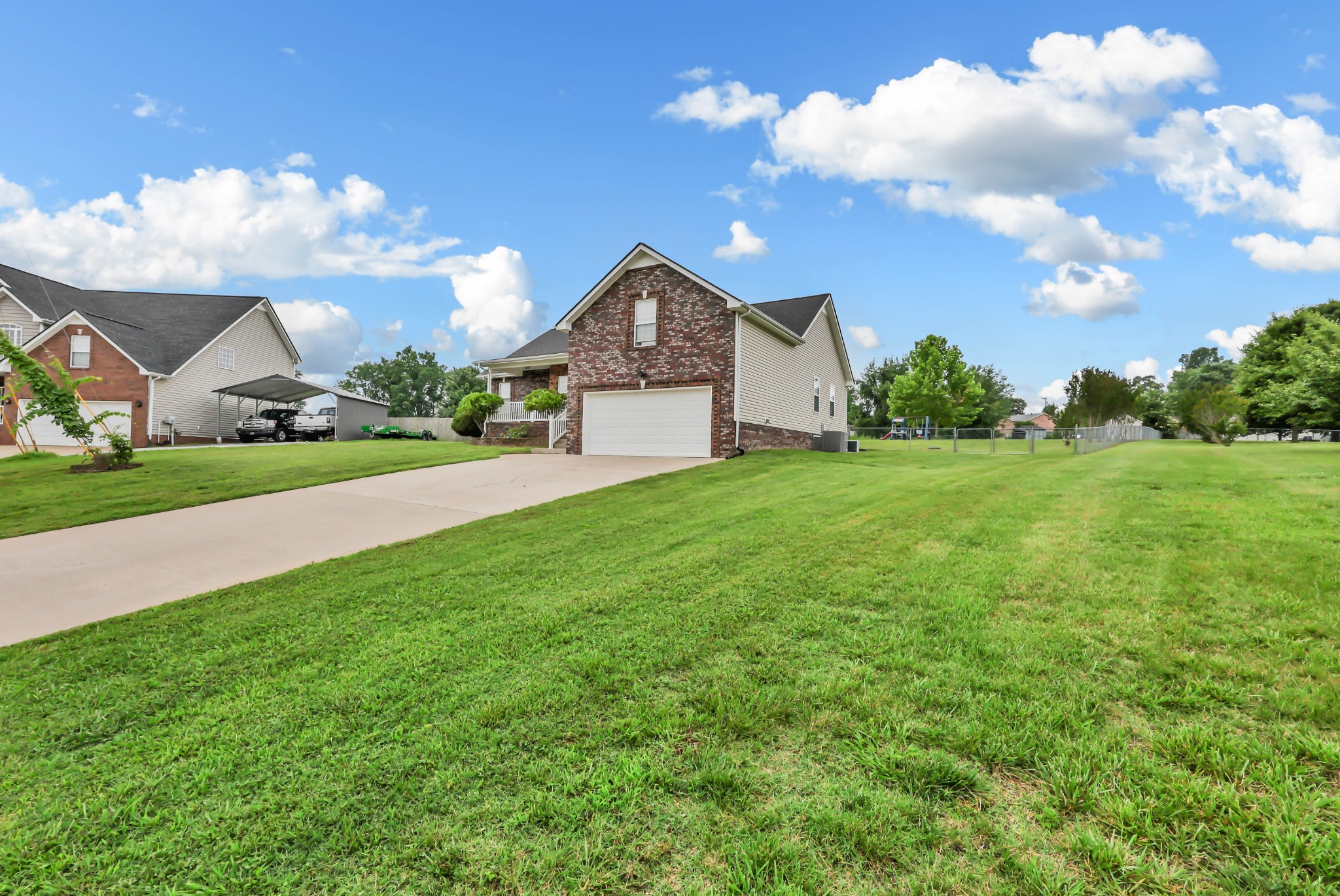 1436 RUSTYS LANE