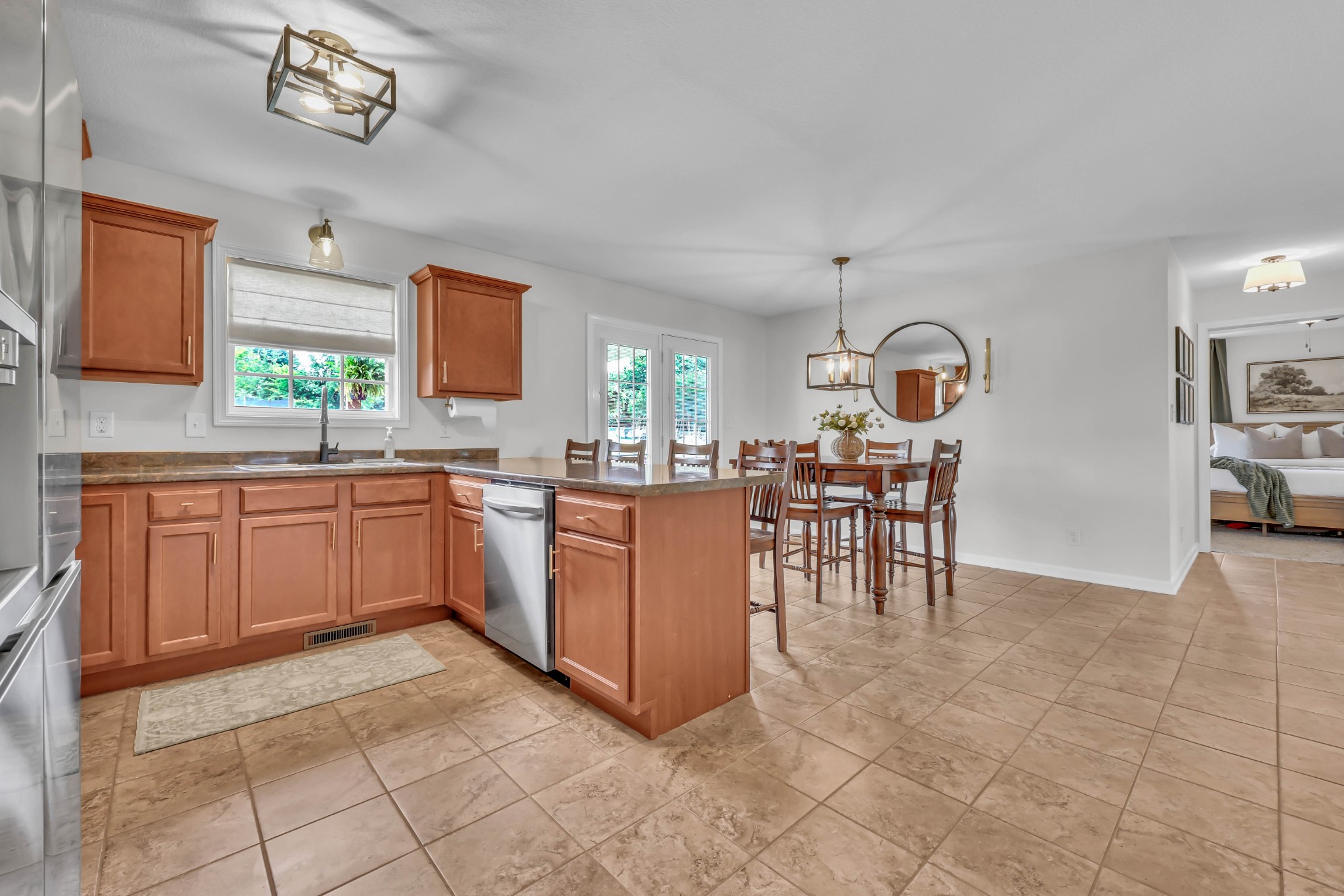 1436 RUSTYS LANE