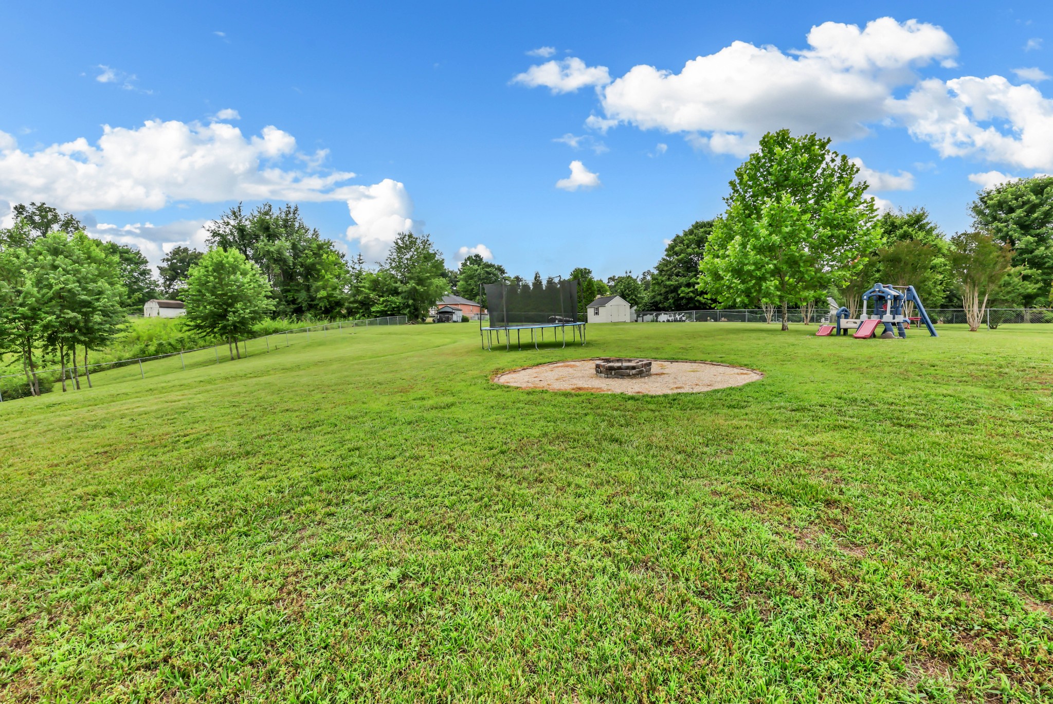 1436 RUSTYS LANE