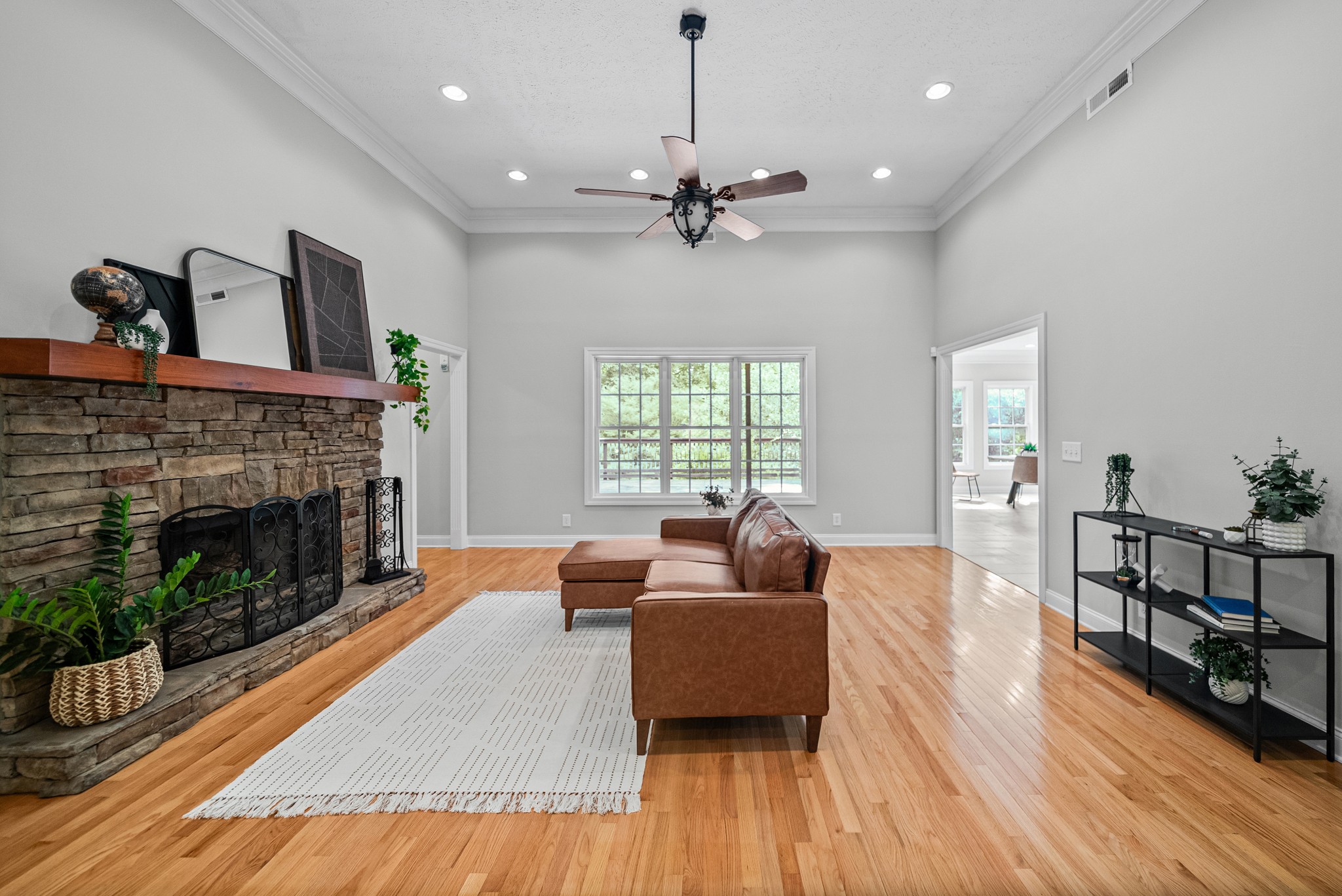 245 Cullom Way