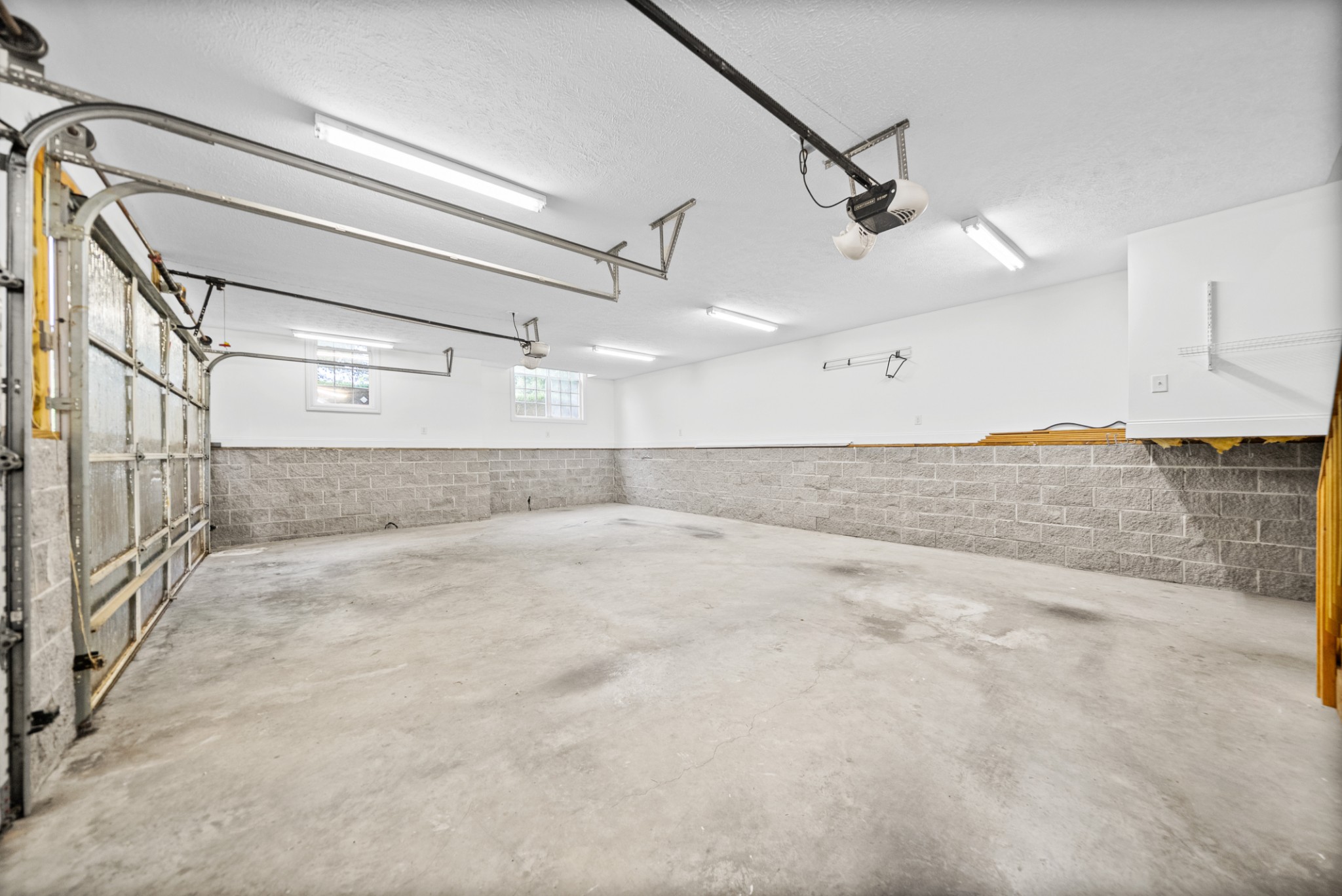 245 Cullom Way