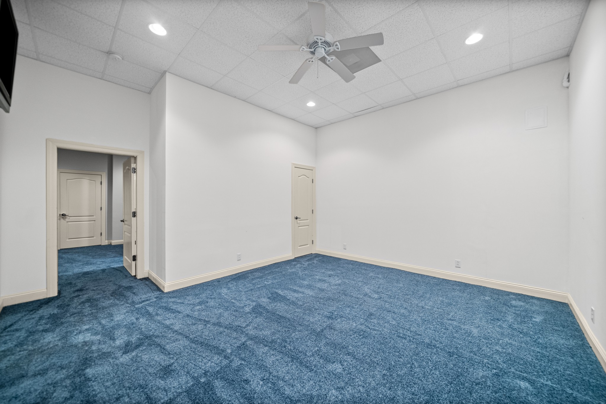 245 Cullom Way