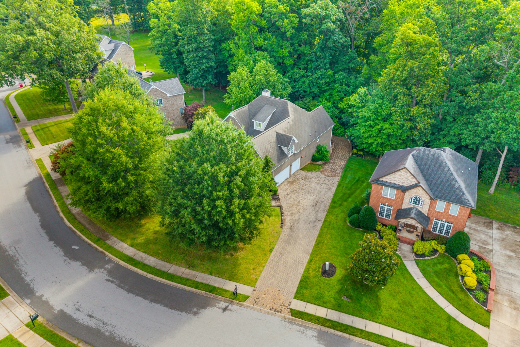 245 Cullom Way