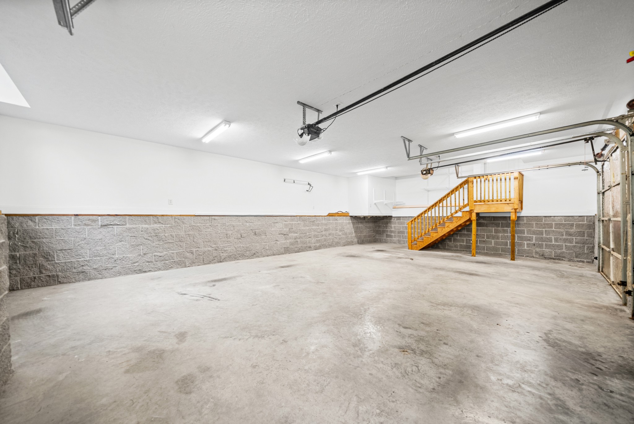 245 Cullom Way