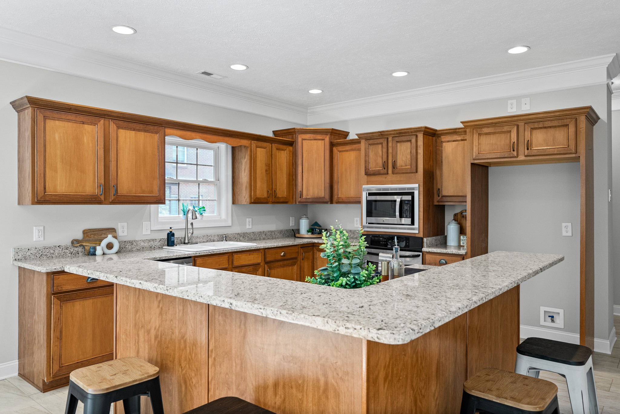 245 Cullom Way