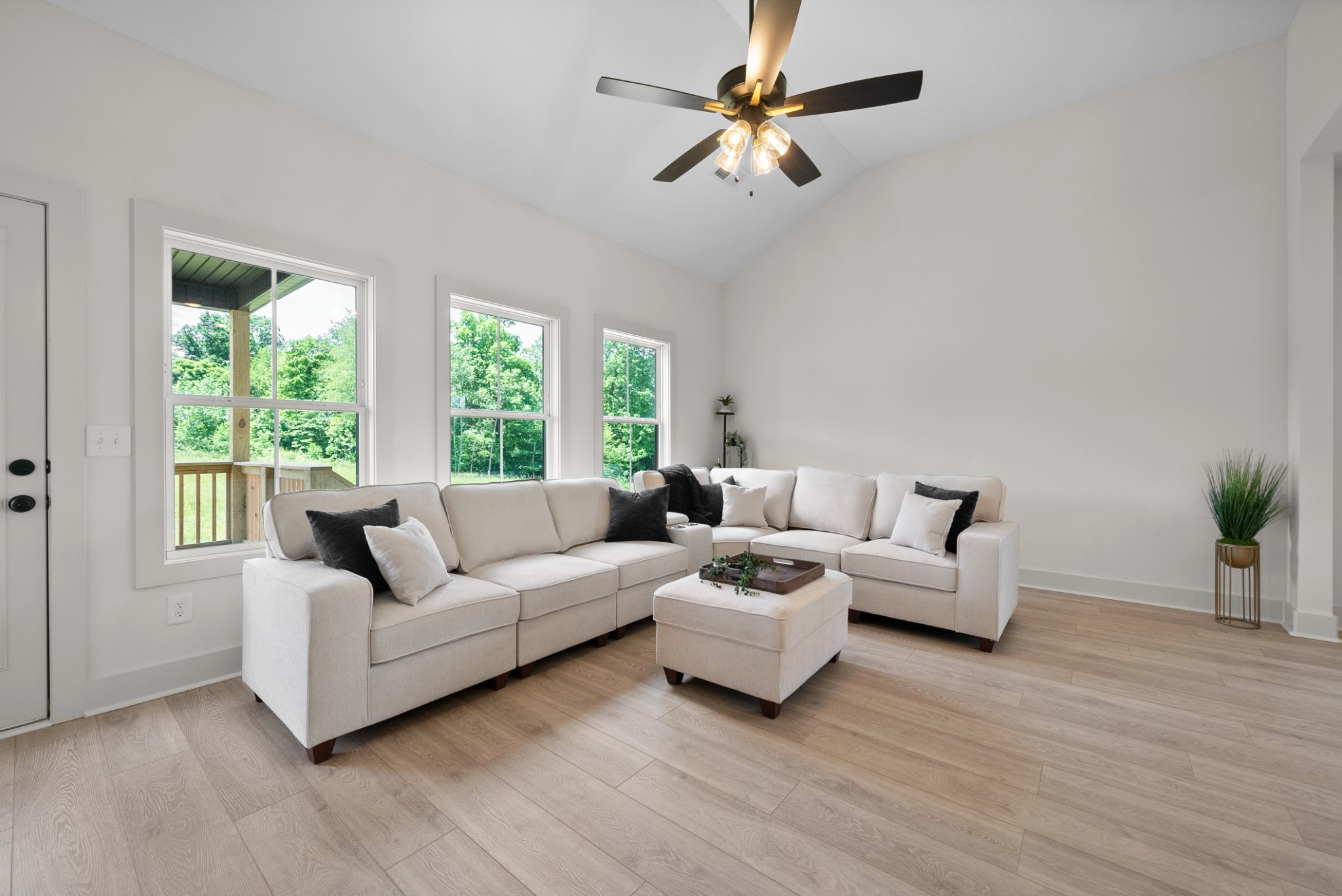 178 Dewberry Ct