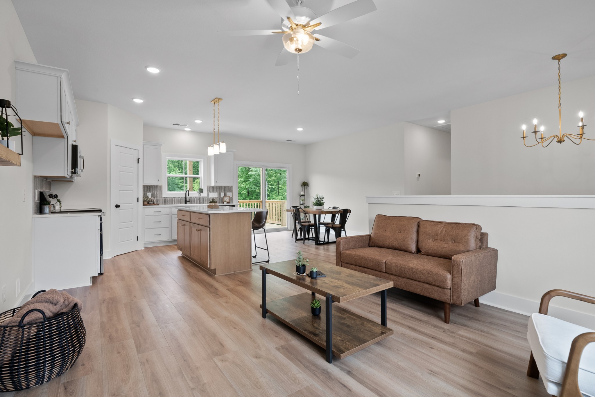 201 Dewberry Ct