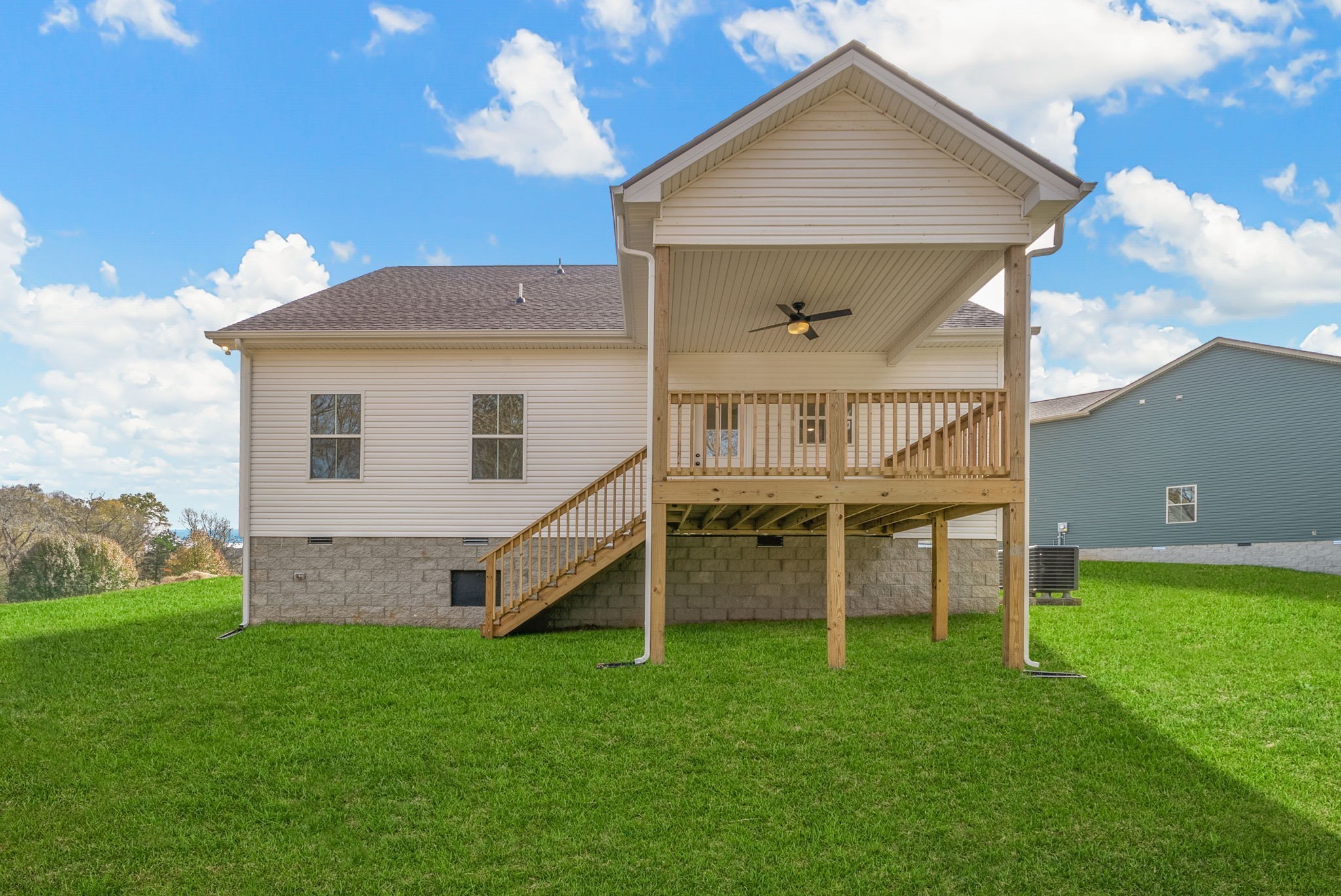 194 Dewberry Ct