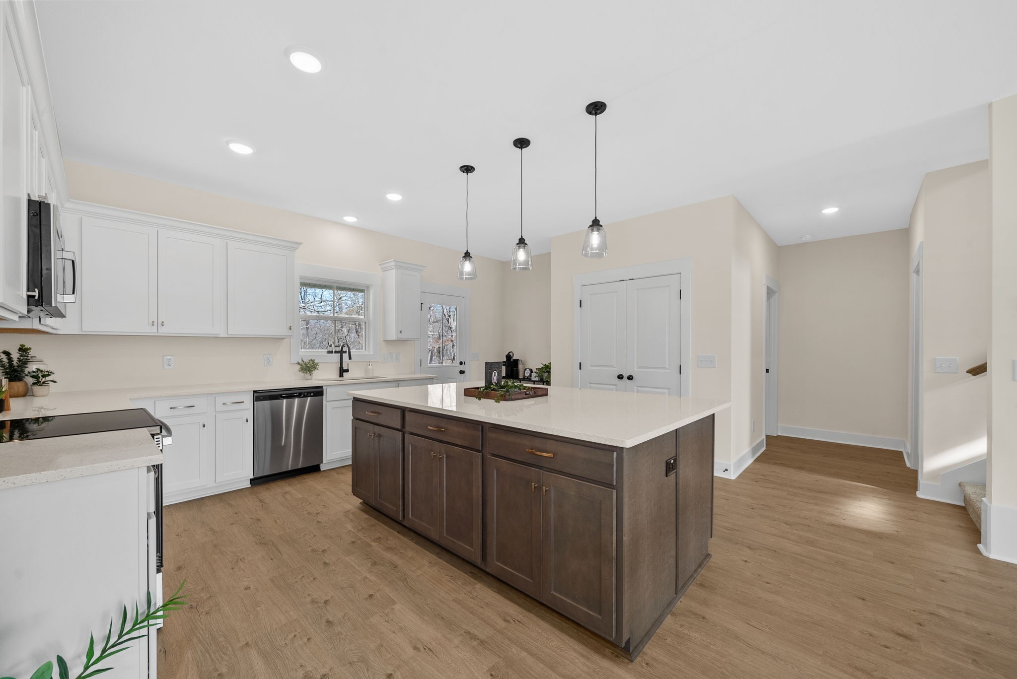 194 Dewberry Ct