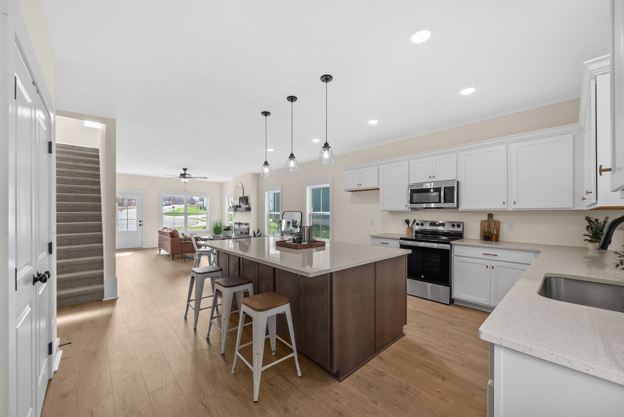 194 Dewberry Ct