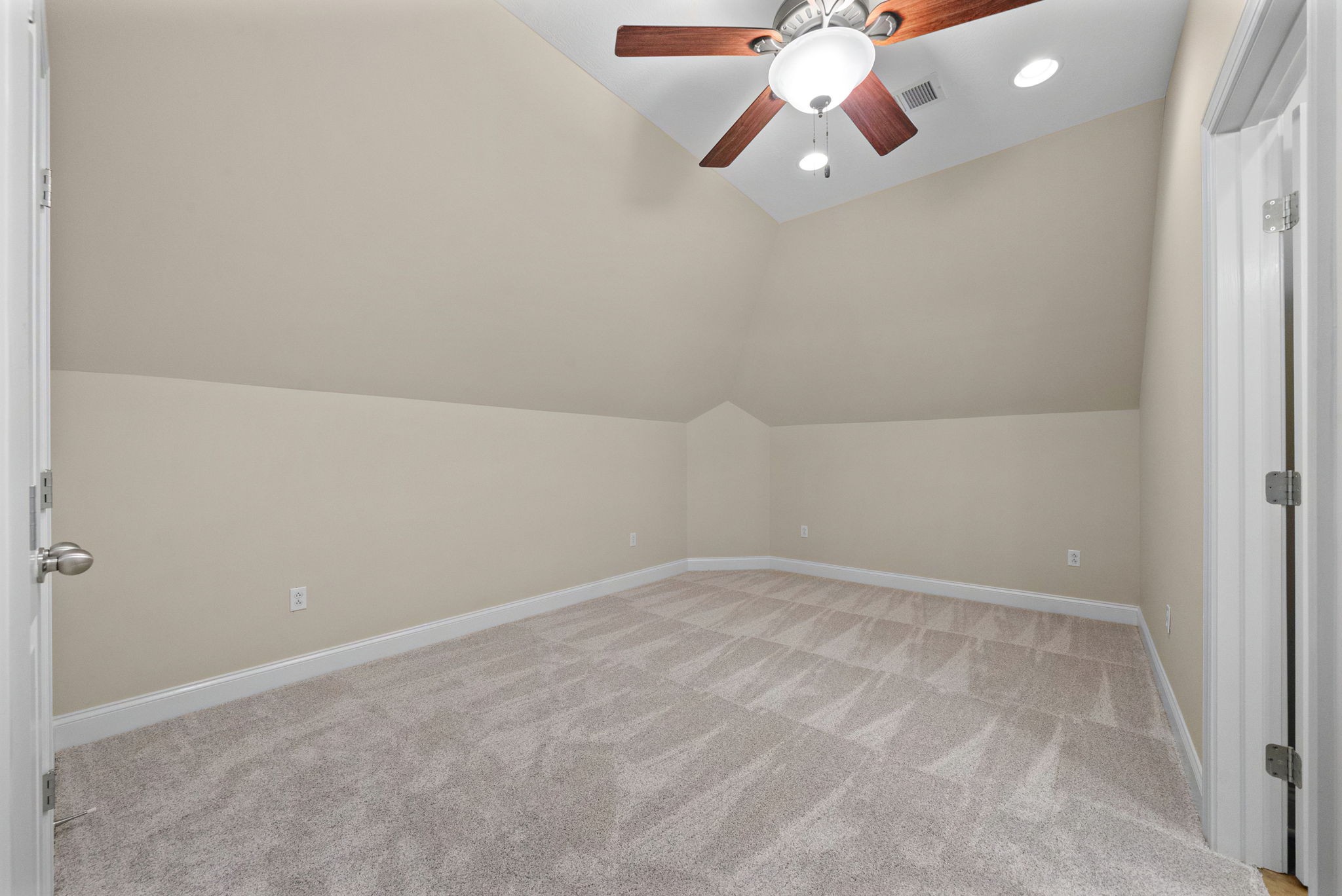 635 Mobley Rd