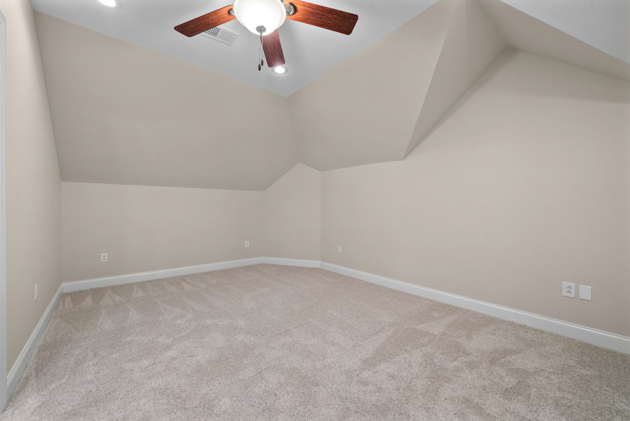 635 Mobley Rd