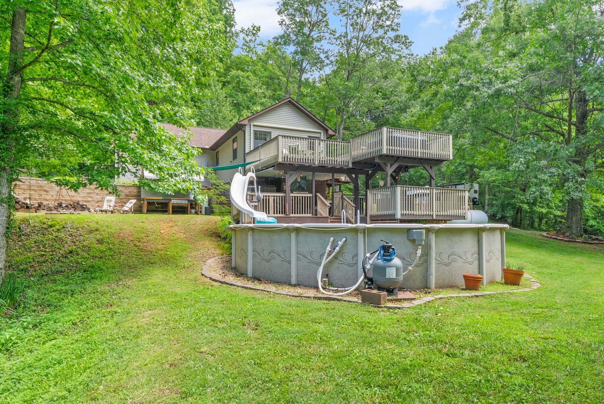 1844 Hogue Rd